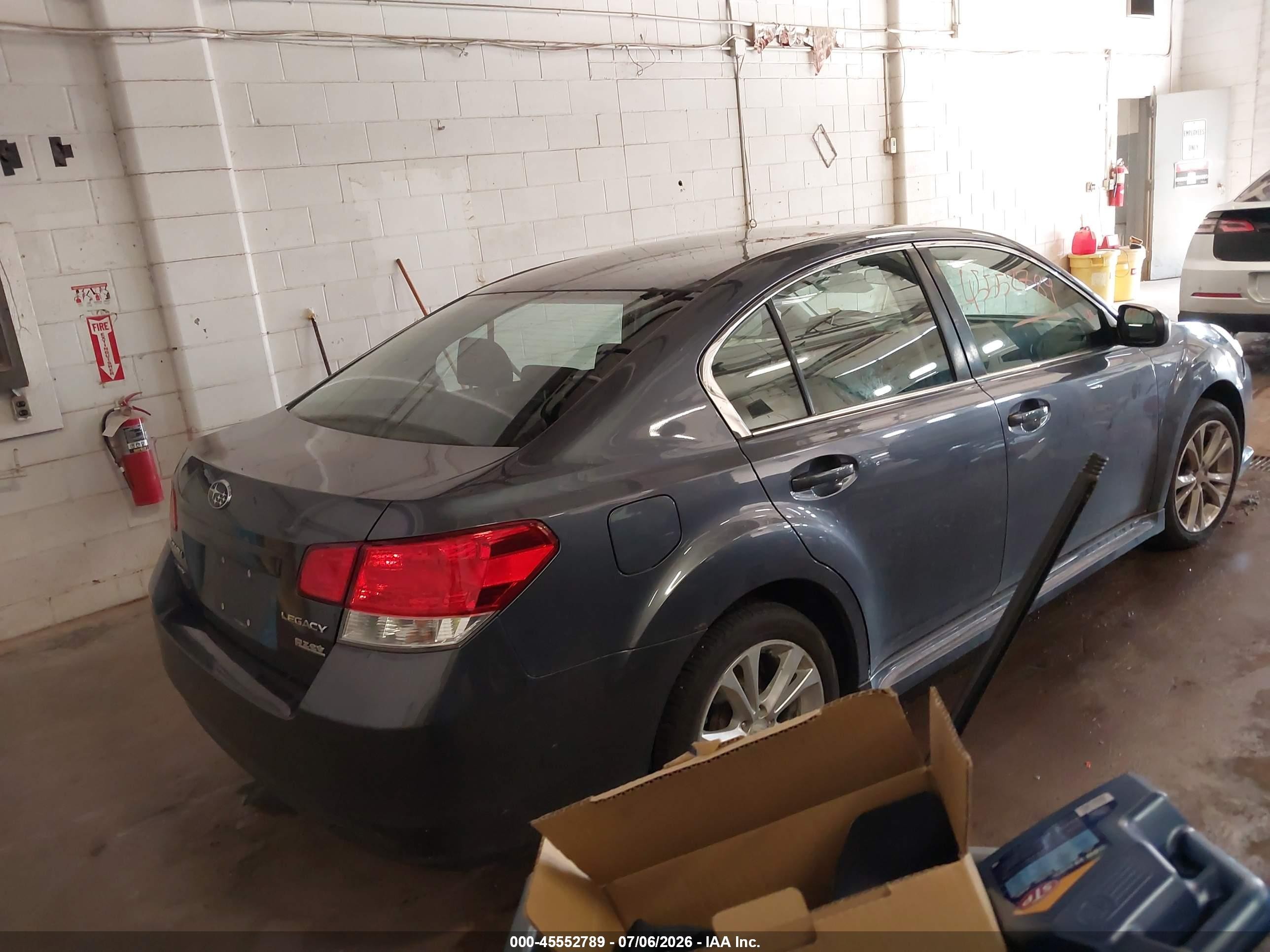 2014 Subaru Legacy 2.5i Gray vin: 4S3BMBA63E3008790