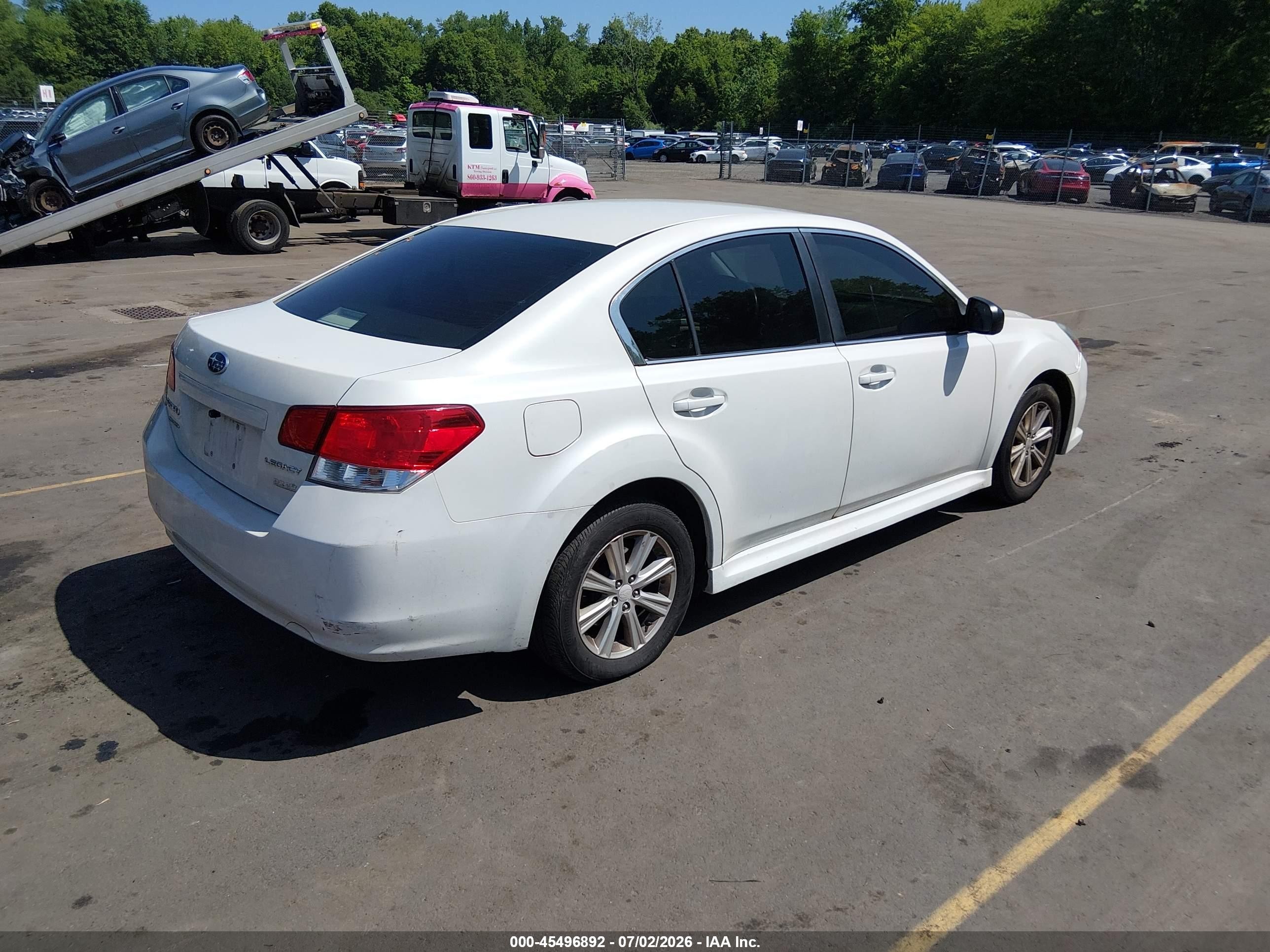 2013 Subaru Legacy 2.5i White vin: 4S3BMBA64D3037827