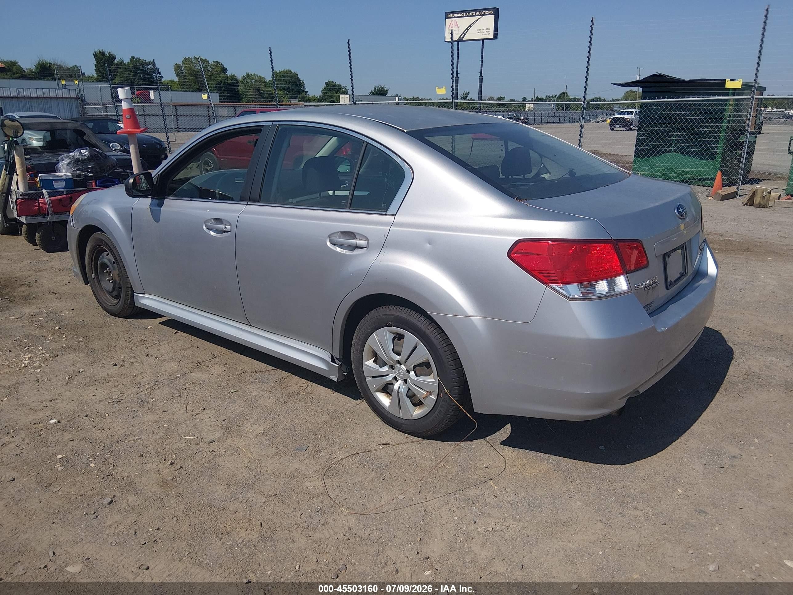 2012 Subaru Legacy 2.5i Серебряный vin: 4S3BMBA65C3008867