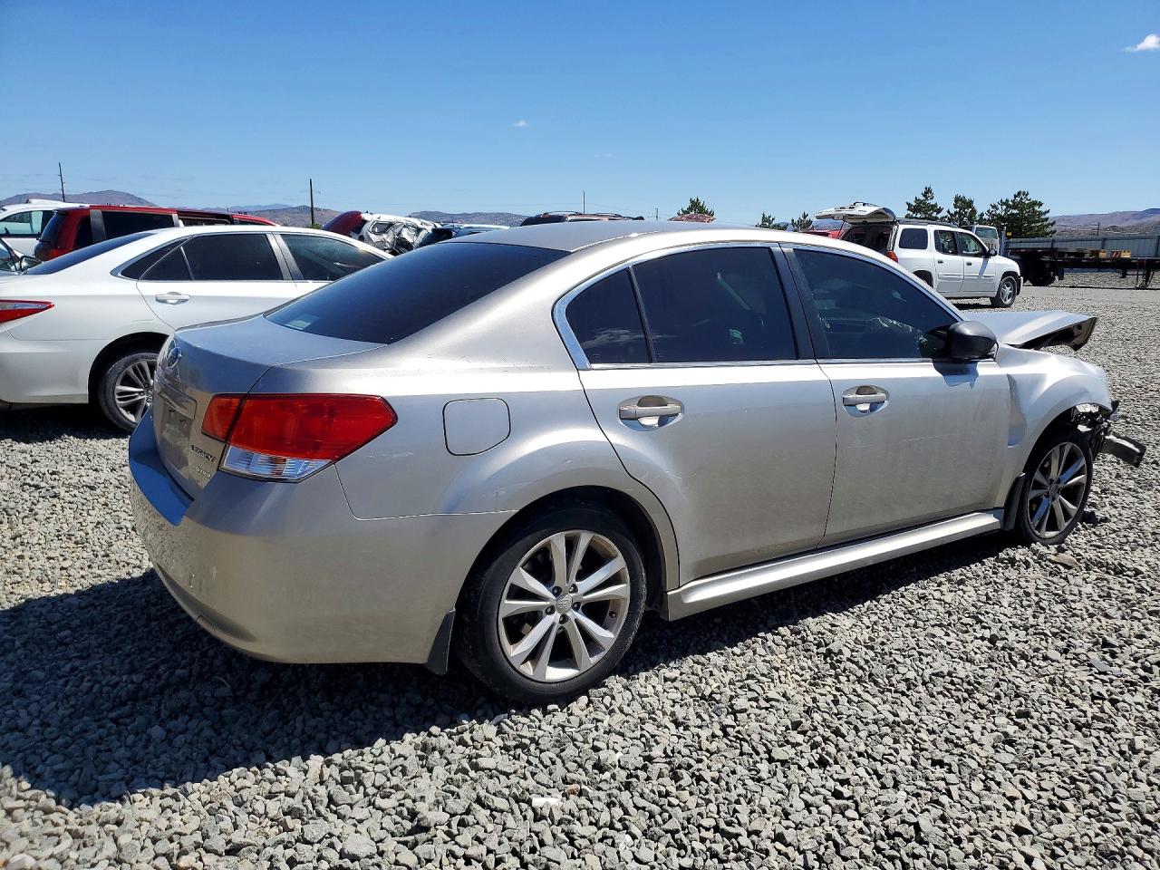 2014 Subaru Legacy 2.5i Gold vin: 4S3BMBA65E3020519