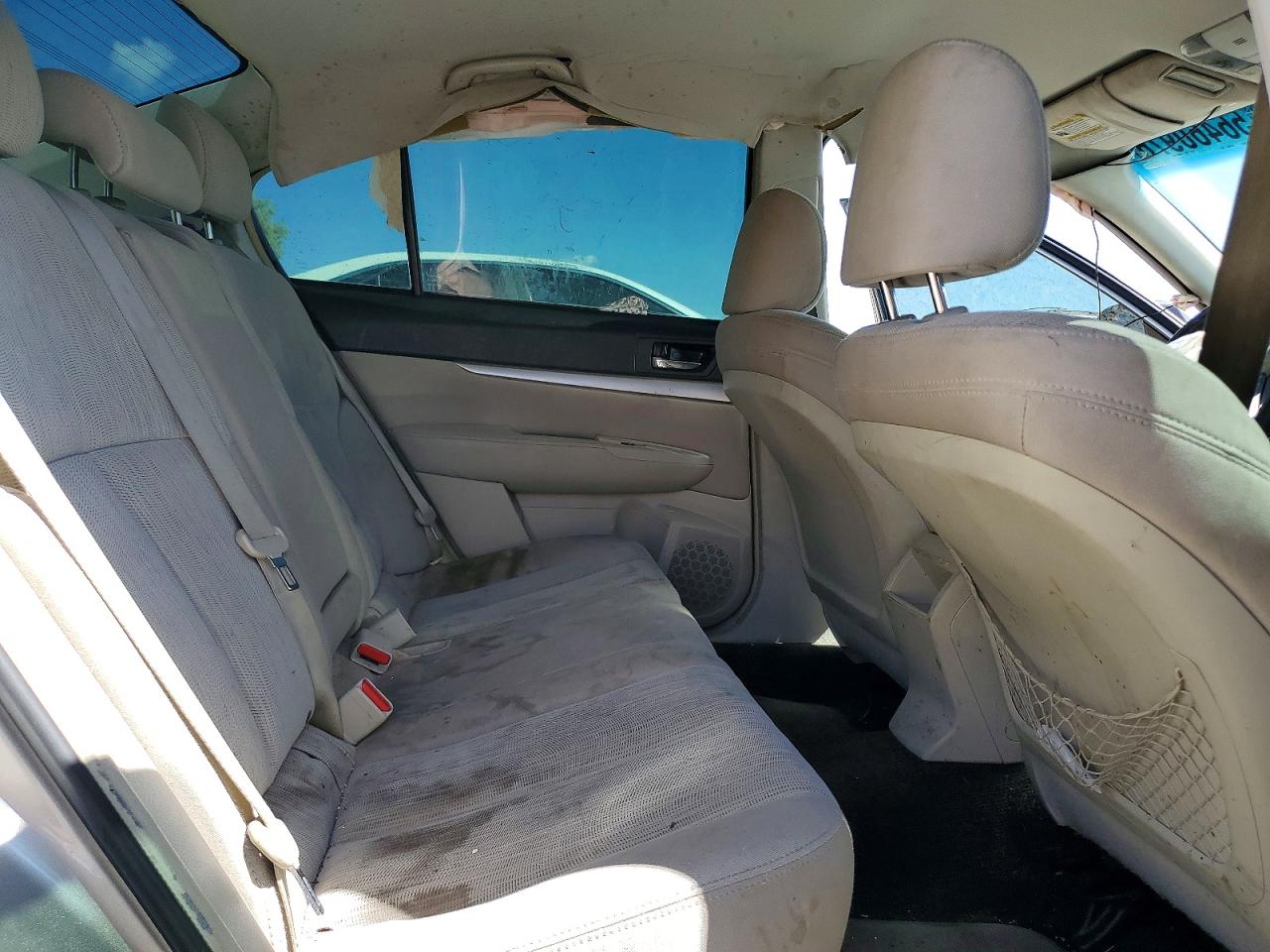 2014 Subaru Legacy 2.5i Gold vin: 4S3BMBA65E3020519