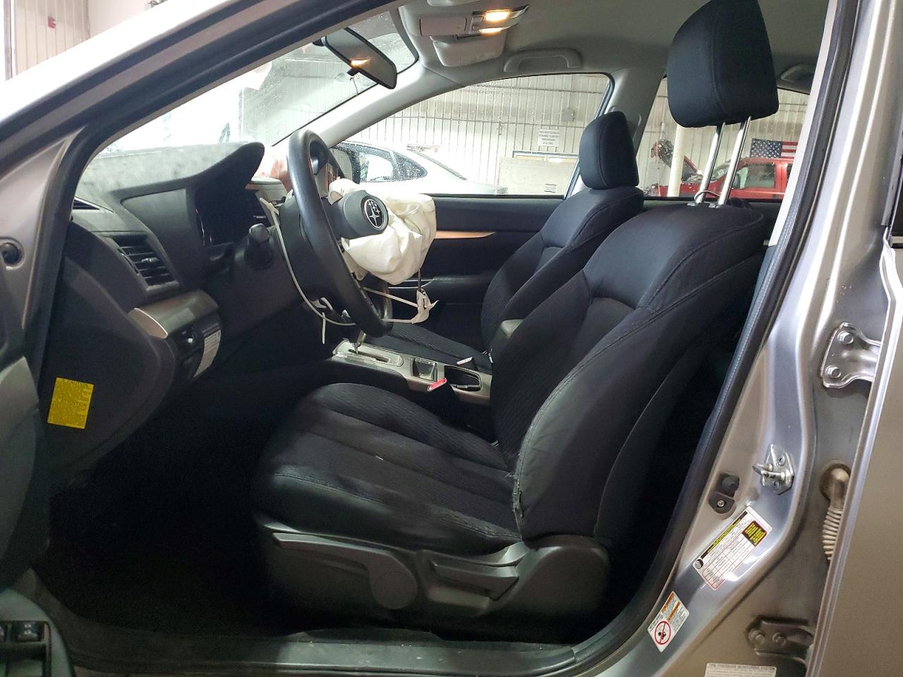 2011 Subaru Legacy 2.5i Silver vin: 4S3BMBA66B3223723