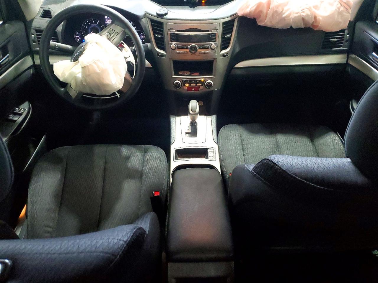 2011 Subaru Legacy 2.5i Silver vin: 4S3BMBA66B3223723