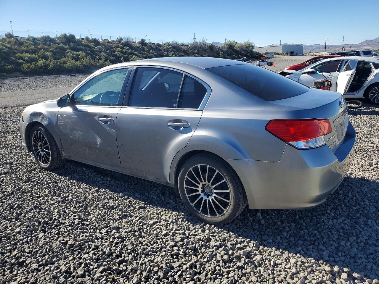 2011 Subaru Legacy 2.5i Silver vin: 4S3BMBA66B3239260