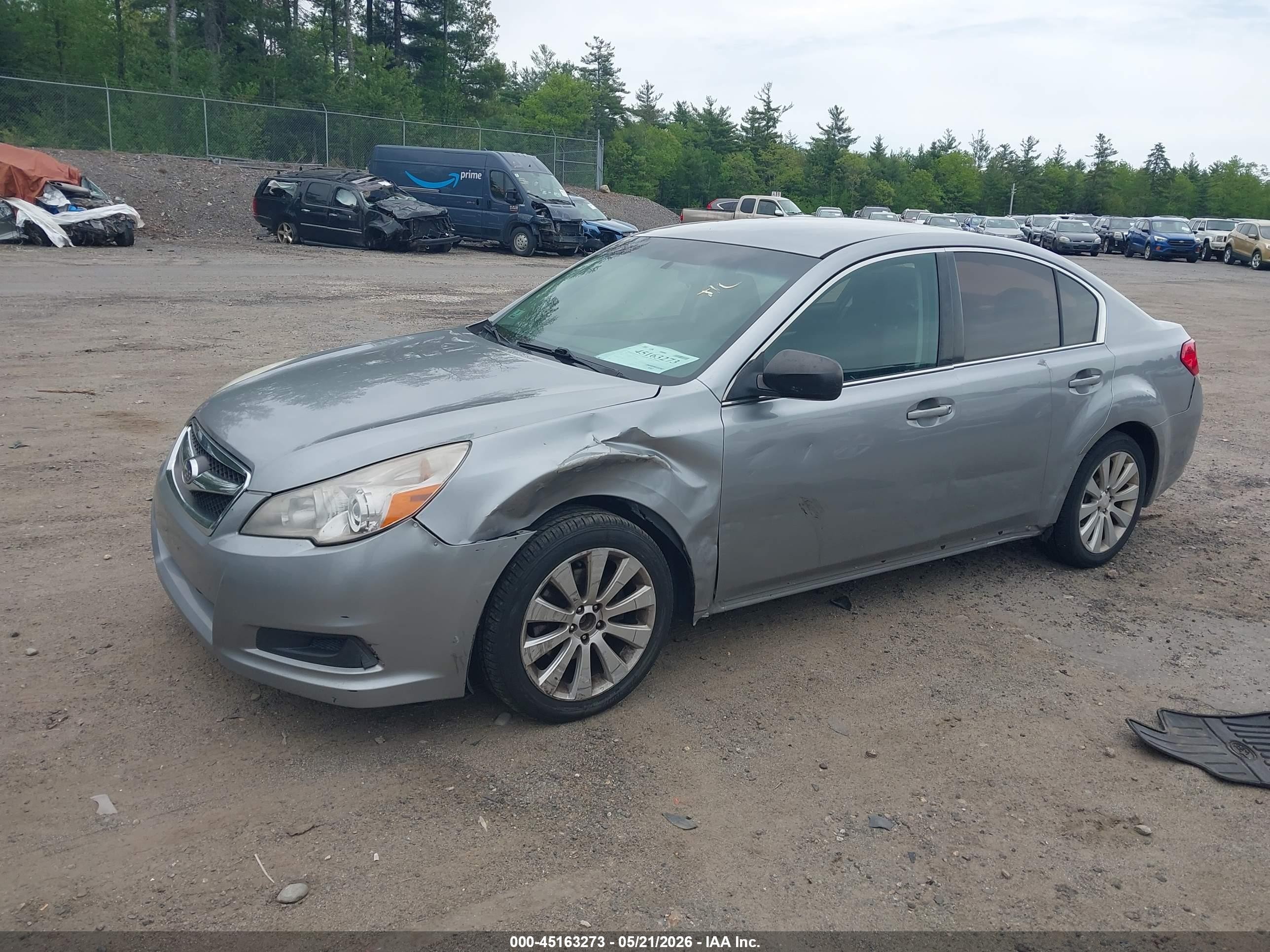 2011 Subaru Legacy 2.5i Silver vin: 4S3BMBA66B3250226