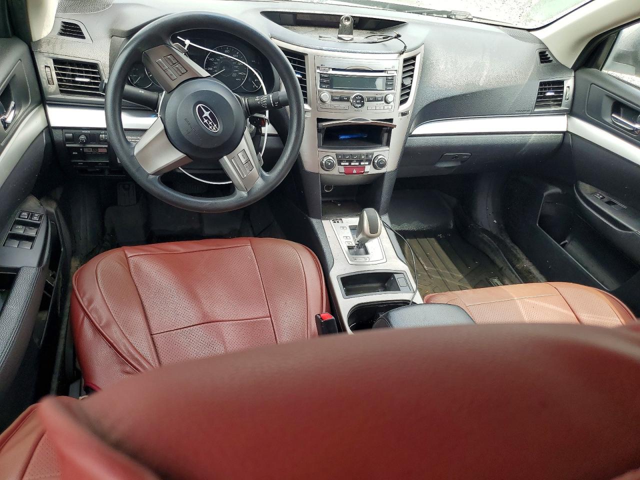 2011 Subaru Legacy 2.5i Silver vin: 4S3BMBA66B3258570