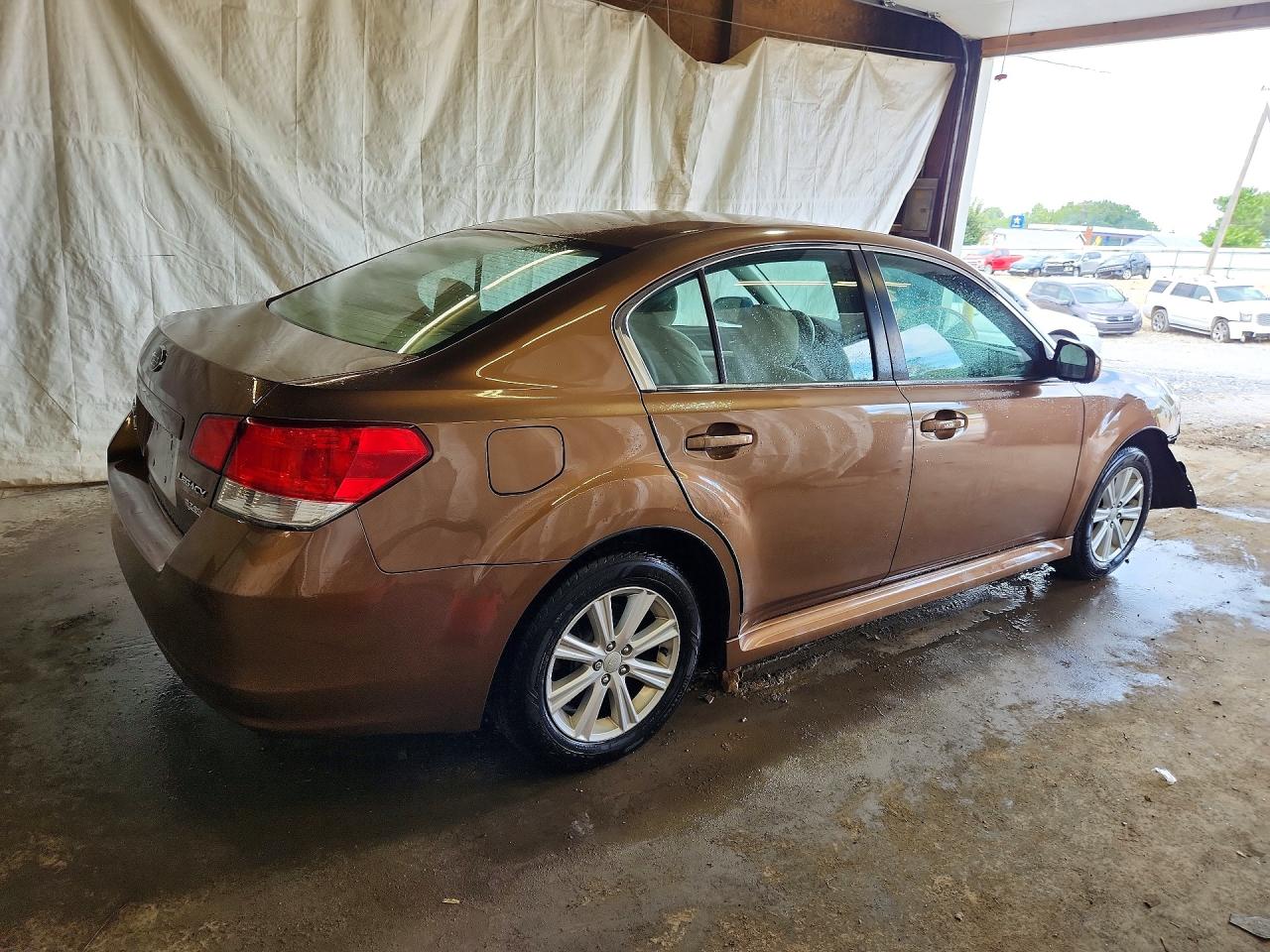 2012 Subaru Legacy 2.5i Brown vin: 4S3BMBA66C3021403