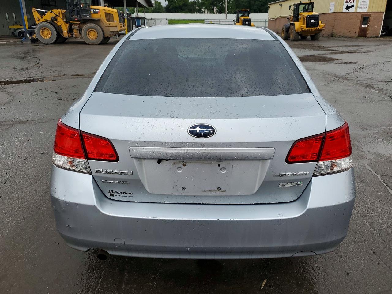 2012 Subaru Legacy 2.5i Silver vin: 4S3BMBA66C3031946