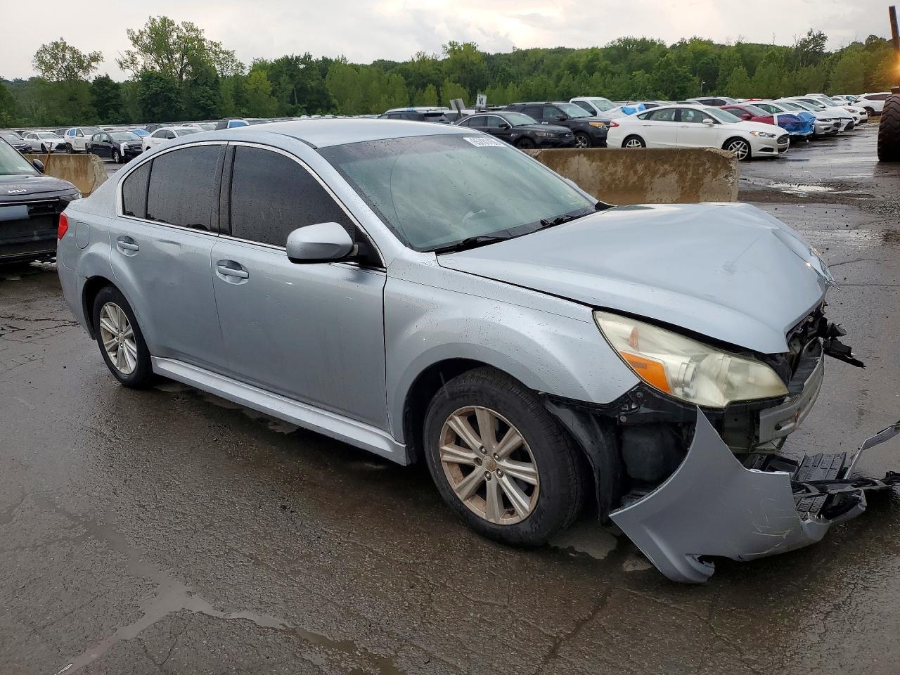 2012 Subaru Legacy 2.5i Silver vin: 4S3BMBA66C3031946