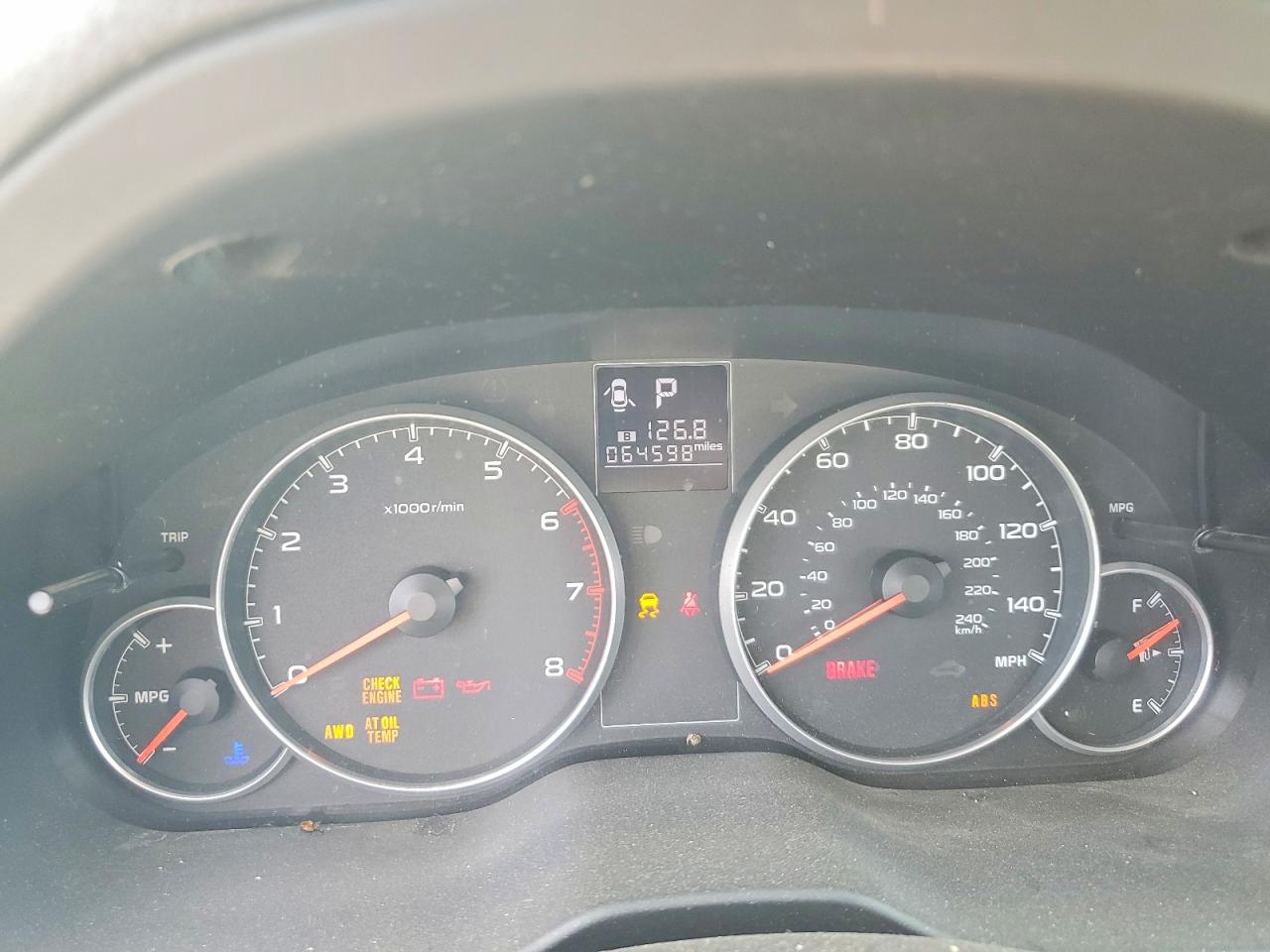 2014 Subaru Legacy 2.5i Silver vin: 4S3BMBA67E3031795