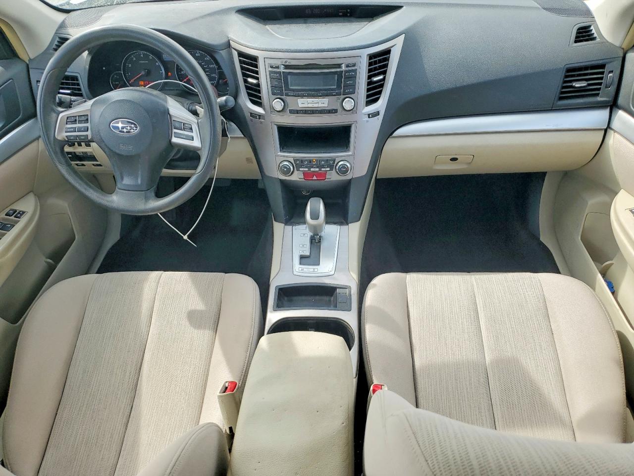 2014 Subaru Legacy 2.5i Silver vin: 4S3BMBA67E3031795