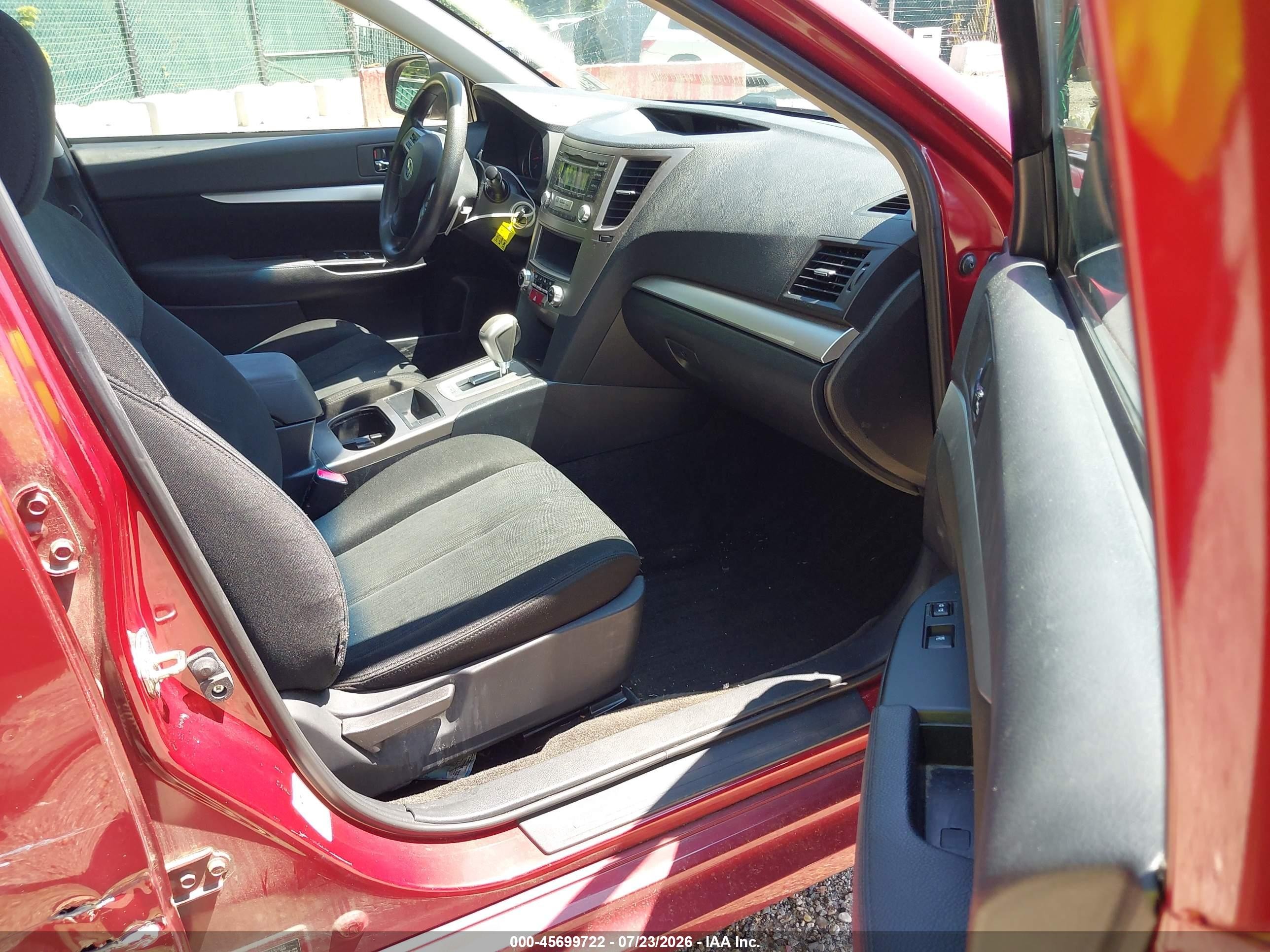 2014 Subaru Legacy 2.5i Темно-бордовый vin: 4S3BMBA67E3032722