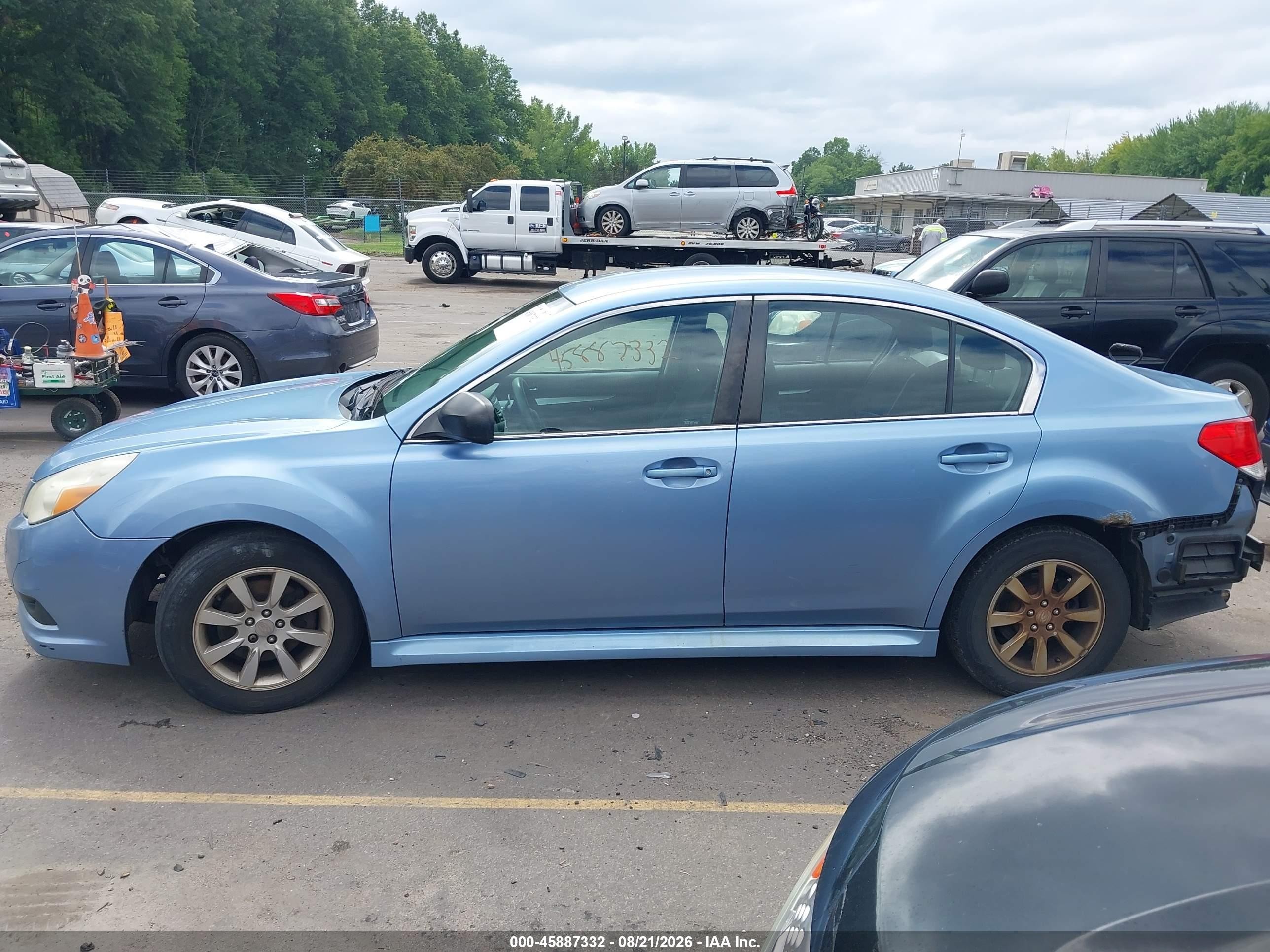 2010 Subaru Legacy 2.5i Light Blue vin: 4S3BMBA68A3229943