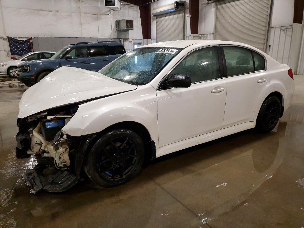 2013 Subaru Legacy 2.5i White vin: 4S3BMBA68D3040858