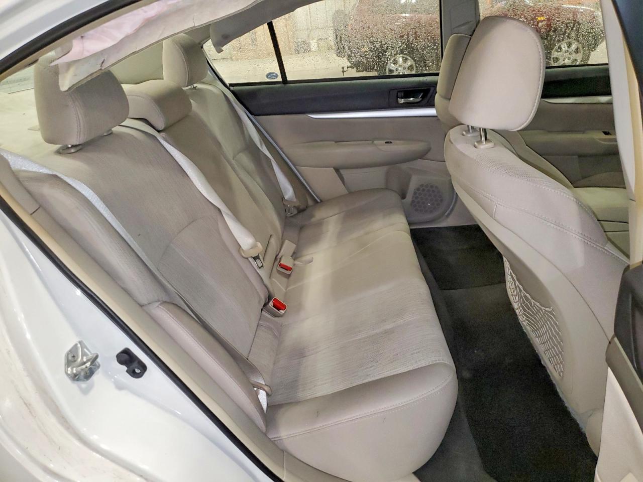 2013 Subaru Legacy 2.5i White vin: 4S3BMBA68D3040858