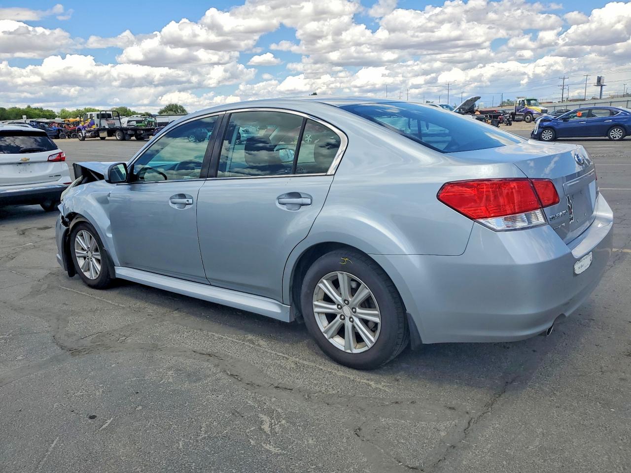 2012 Subaru Legacy 2.5i Серебряный vin: 4S3BMBA69C3004711