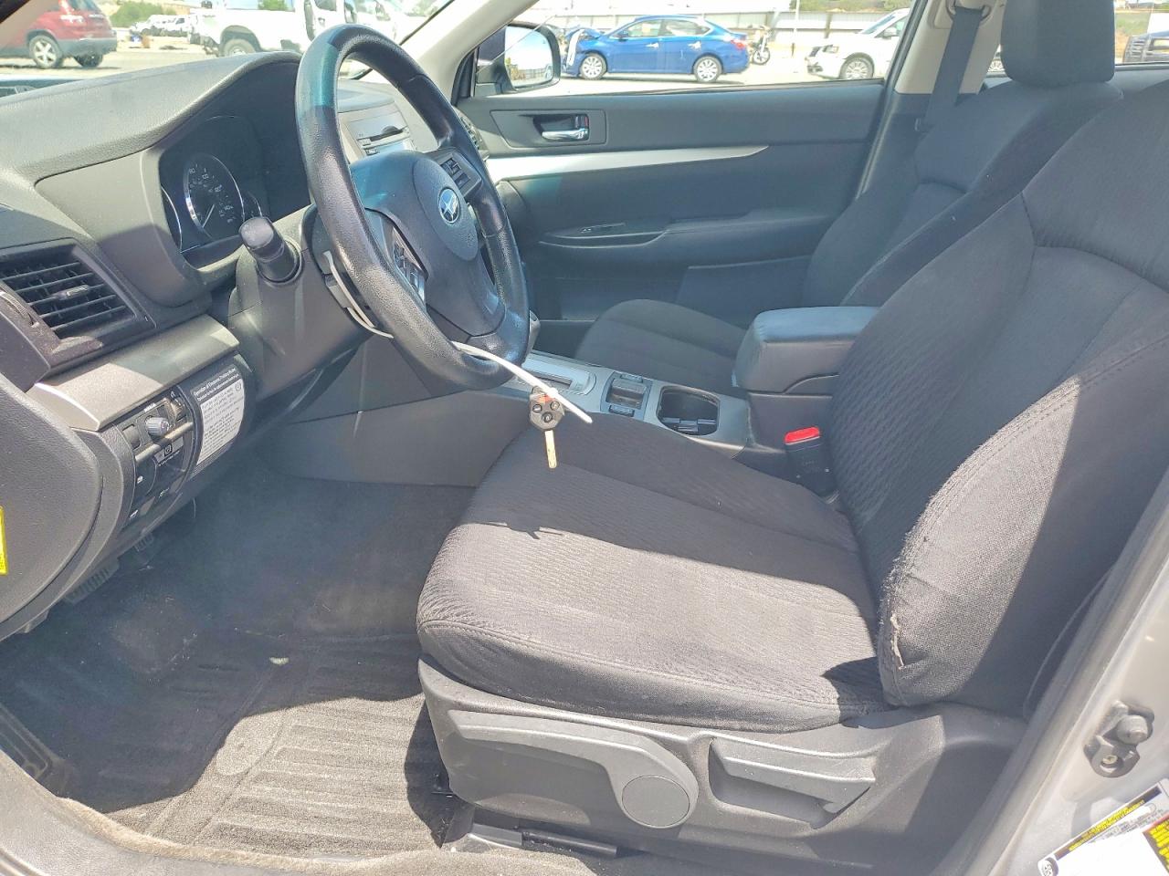 2012 Subaru Legacy 2.5i Серебряный vin: 4S3BMBA69C3004711
