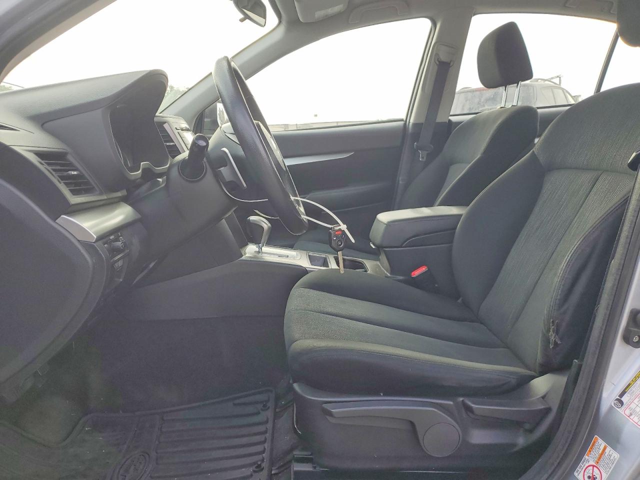 2014 Subaru Legacy 2.5i Silver vin: 4S3BMBA6XE3030138