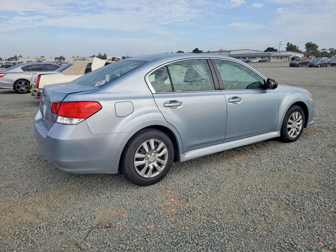 2014 Subaru Legacy 2.5i Silver vin: 4S3BMBA6XE3030138