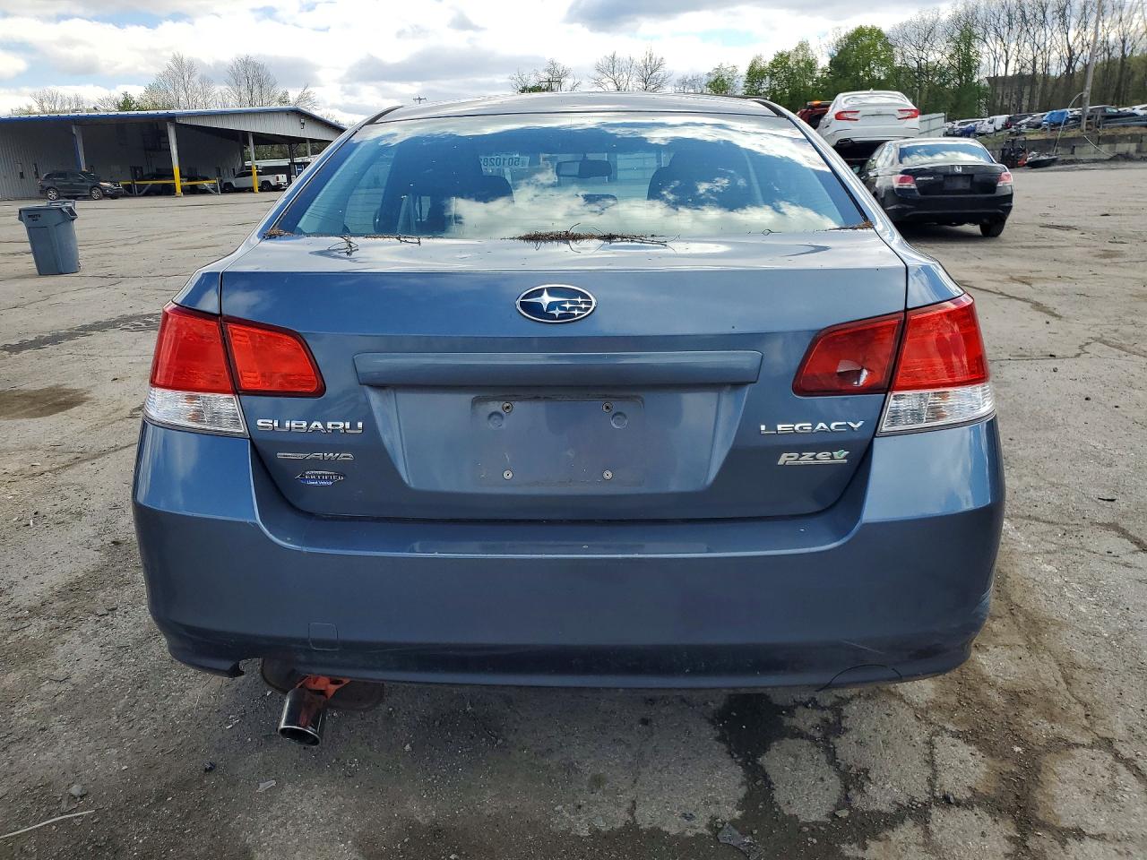 2013 Subaru Legacy 2.5i Premium Blue vin: 4S3BMBB61D3049271