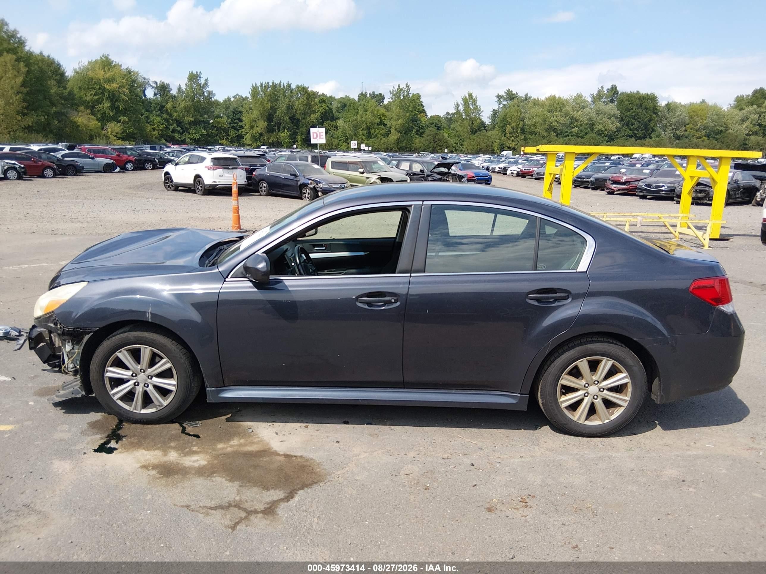2011 Subaru Legacy 2.5i Premium Gray vin: 4S3BMBB66B3225387