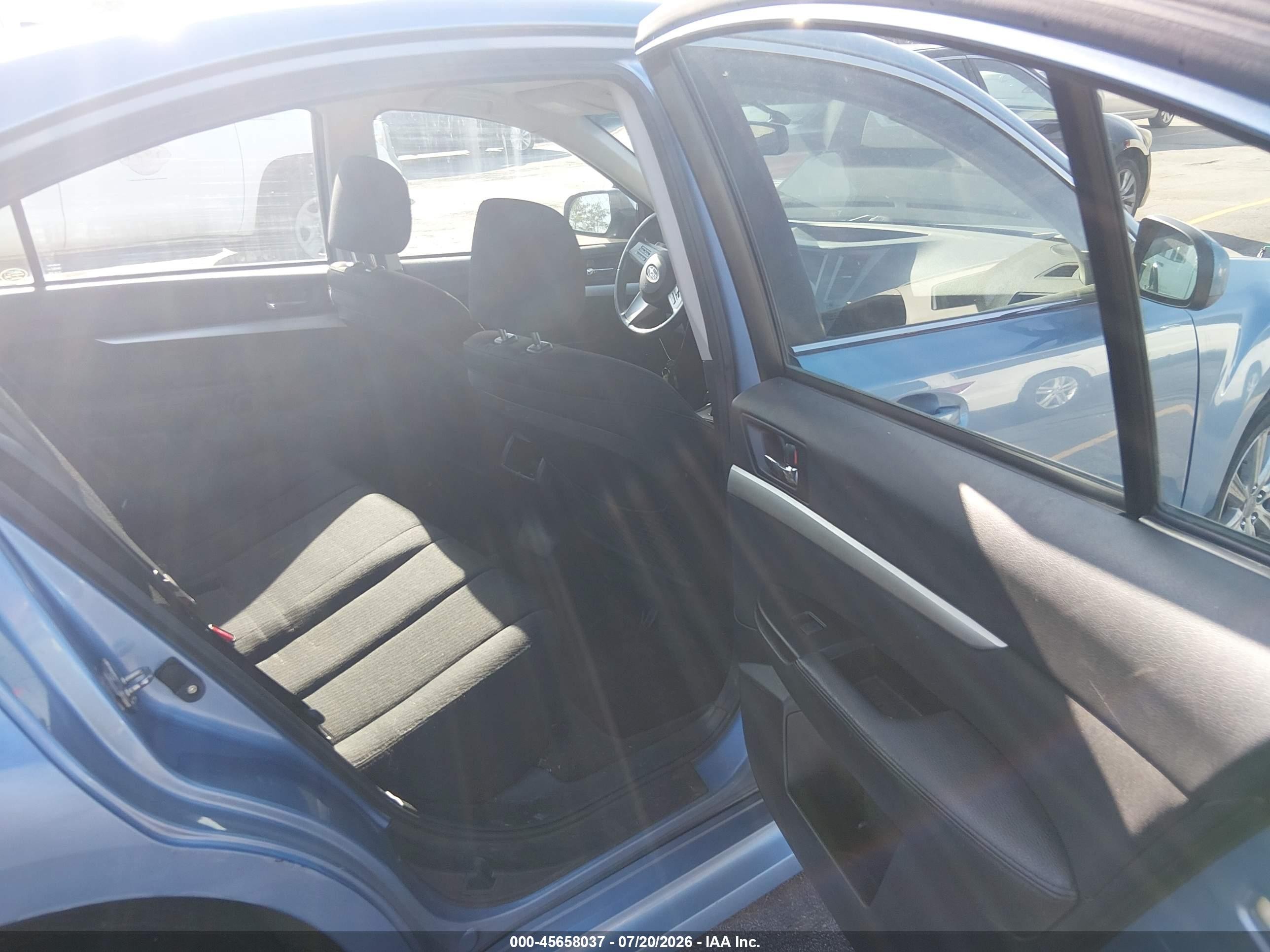 2010 Subaru Legacy 2.5i Premium Blue vin: 4S3BMBB69A3231778