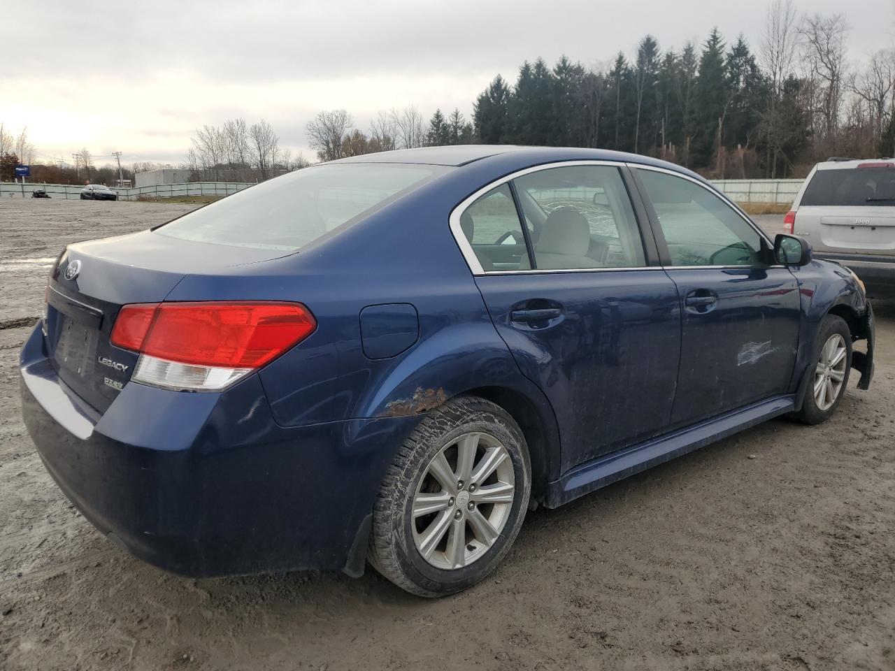 2010 Subaru Legacy 2.5i Premium Blue vin: 4S3BMBC60A3244384