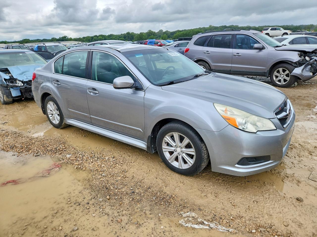 2011 Subaru Legacy 2.5i Premium Silver vin: 4S3BMBC60B3219356