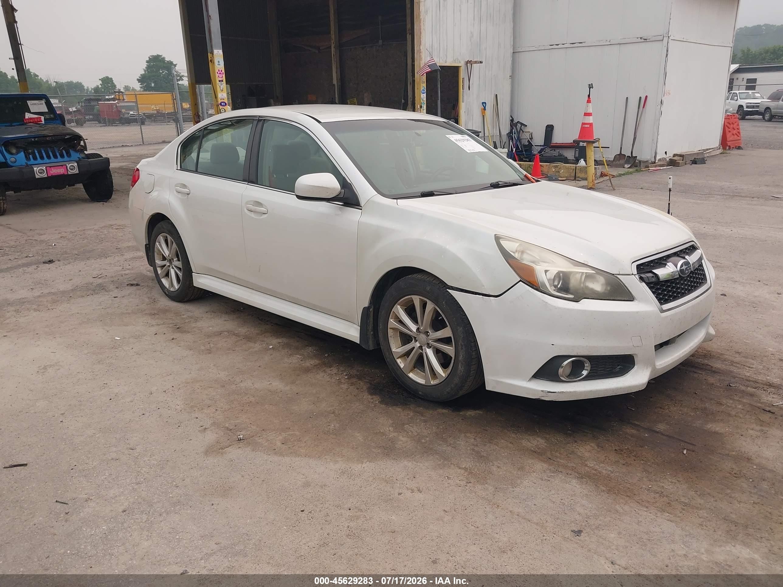 2013 Subaru Legacy 2.5i Premium White vin: 4S3BMBC60D3017040