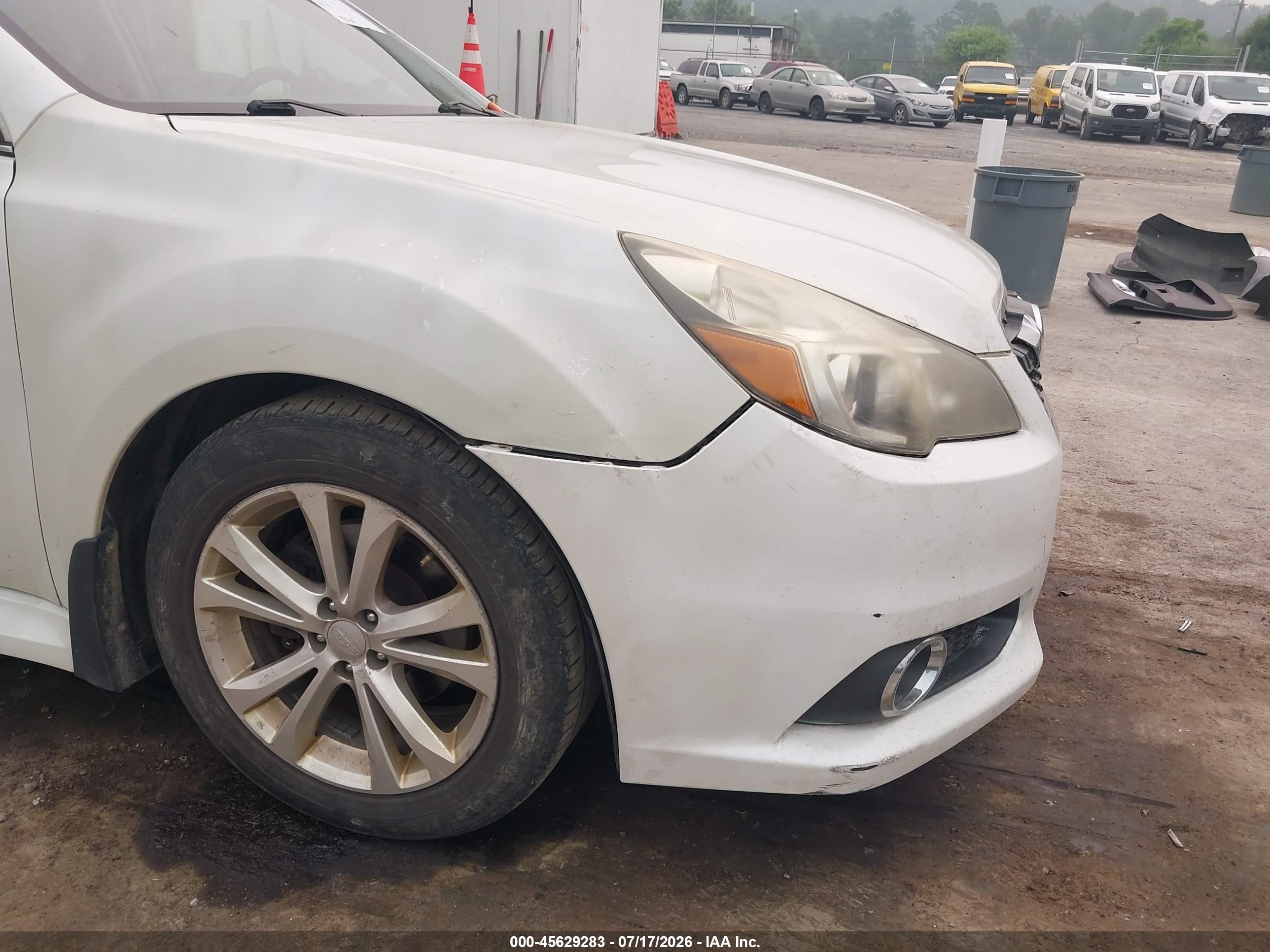 2013 Subaru Legacy 2.5i Premium White vin: 4S3BMBC60D3017040