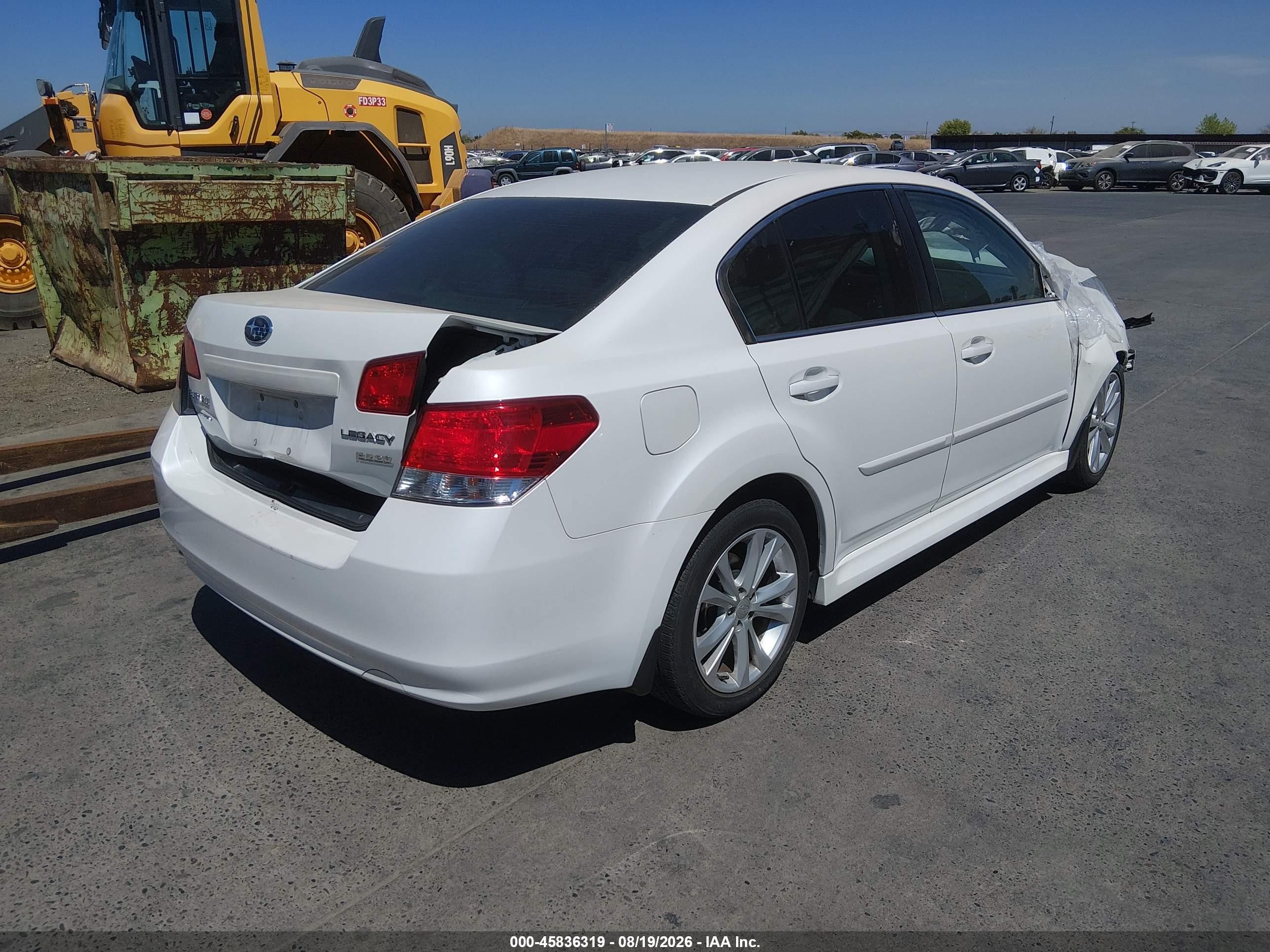 2013 Subaru Legacy 2.5i Premium White vin: 4S3BMBC60D3021198