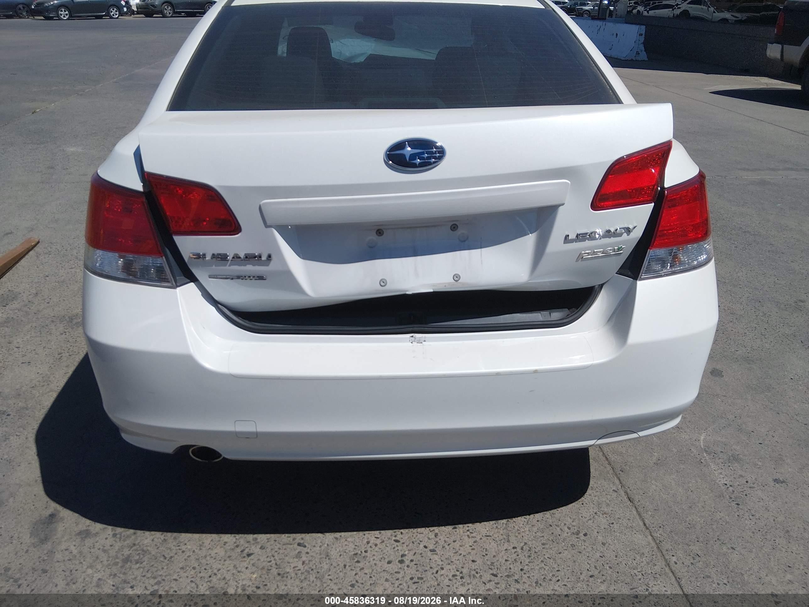 2013 Subaru Legacy 2.5i Premium White vin: 4S3BMBC60D3021198