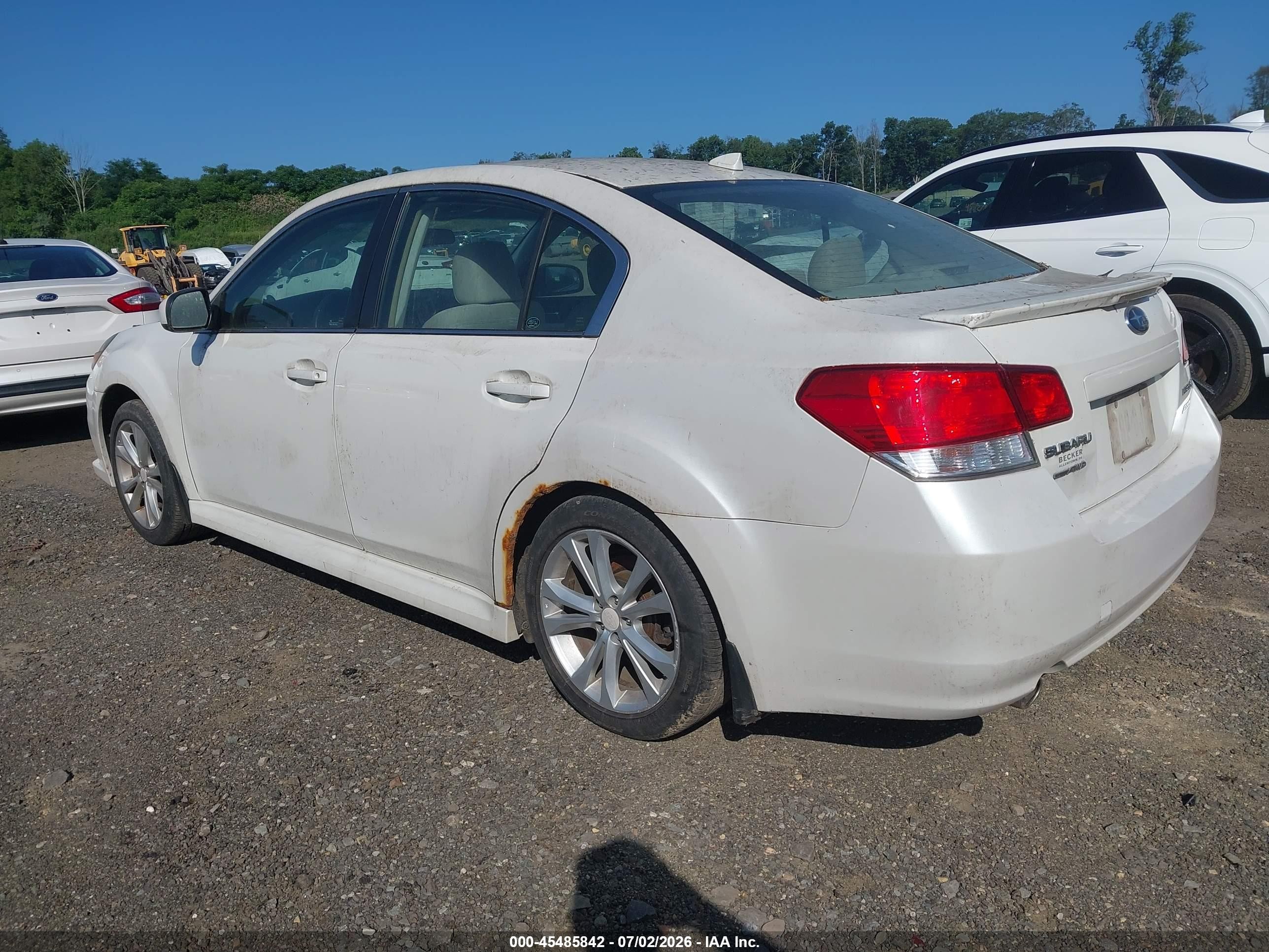 2014 Subaru Legacy 2.5i Premium White vin: 4S3BMBC60E3006525