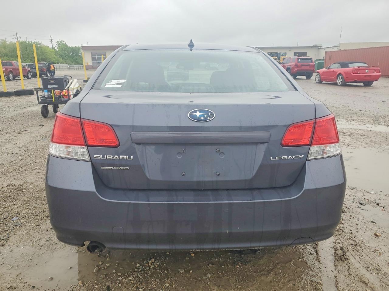 2014 Subaru Legacy 2.5i Premium Gray vin: 4S3BMBC60E3018223