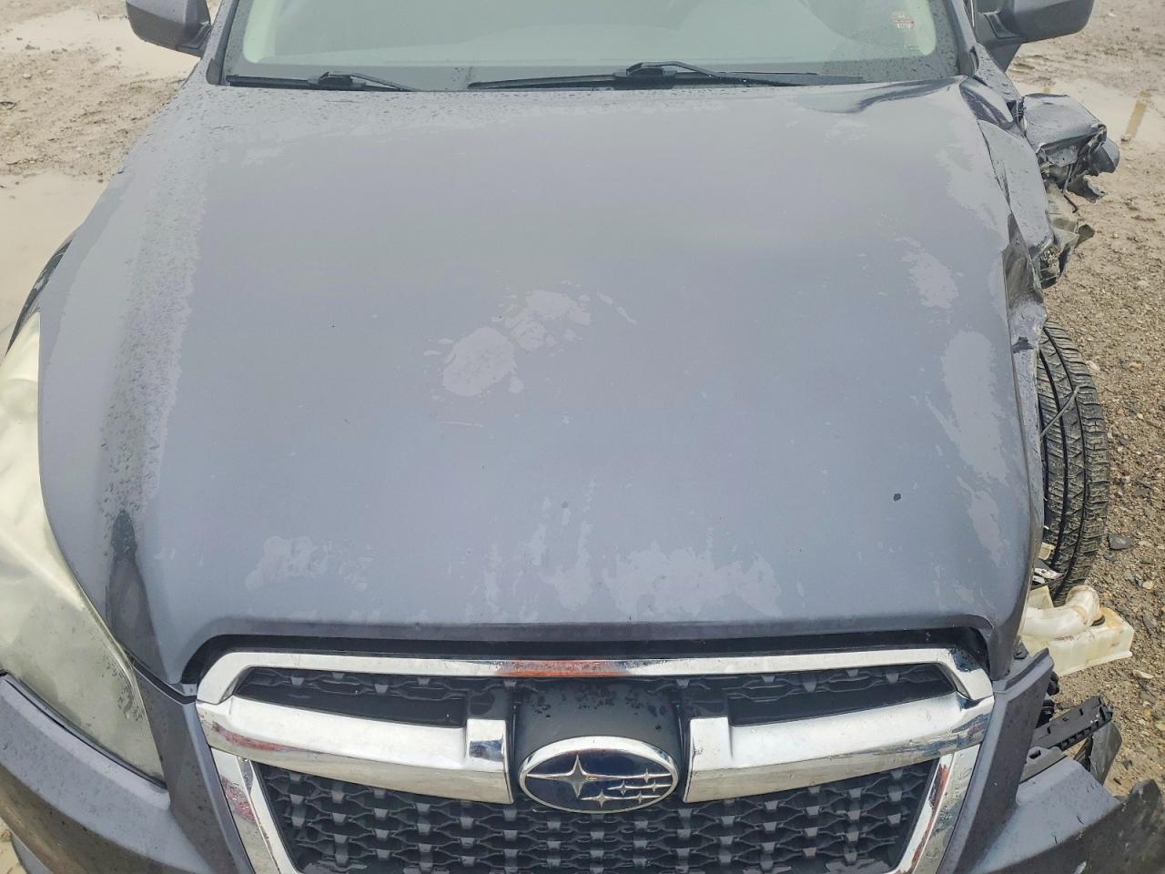 2014 Subaru Legacy 2.5i Premium Gray vin: 4S3BMBC60E3018223