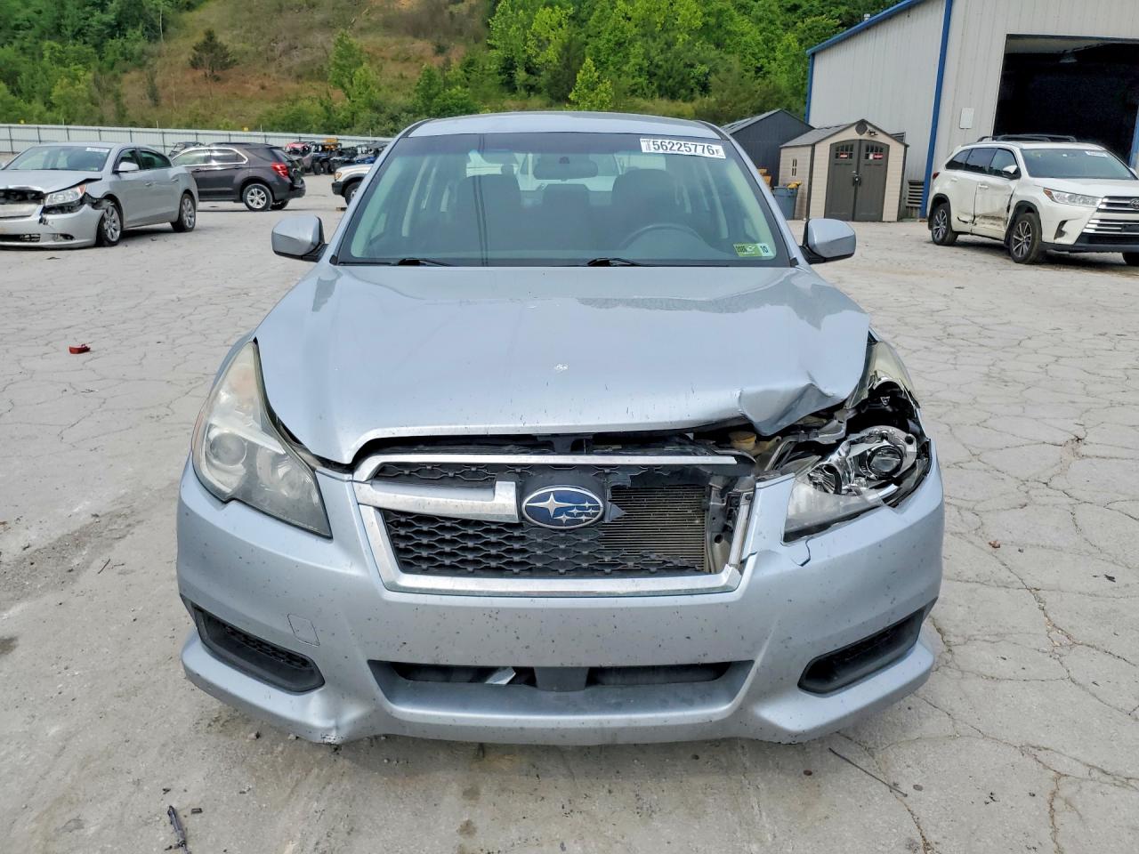 2014 Subaru Legacy 2.5i Premium Silver vin: 4S3BMBC60E3028623