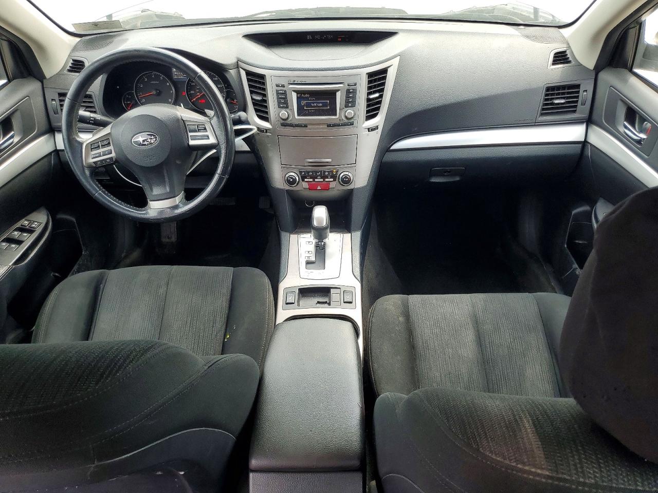 2014 Subaru Legacy 2.5i Premium Silver vin: 4S3BMBC60E3028623