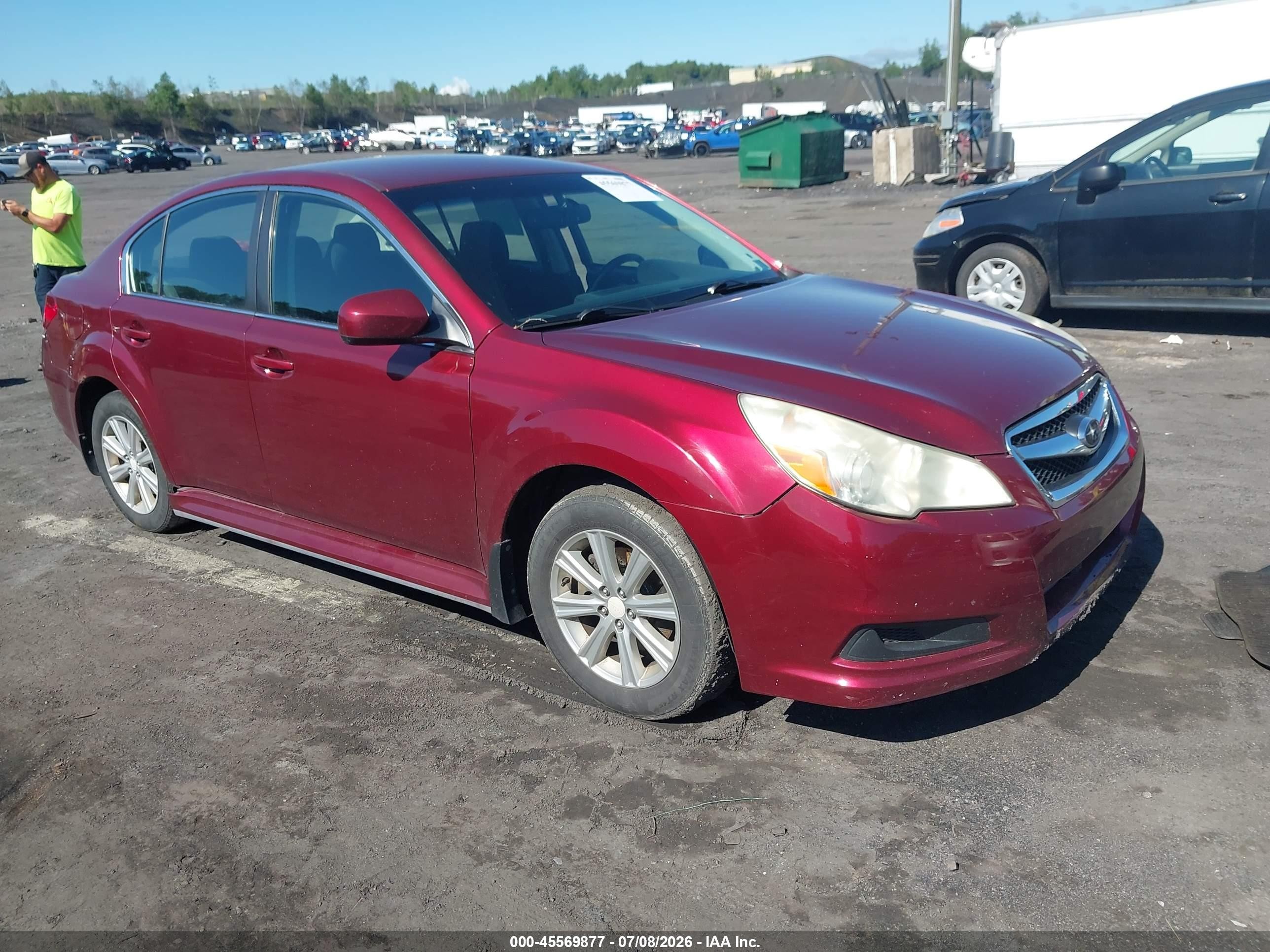2010 Subaru Legacy 2.5i Premium Red vin: 4S3BMBC61A3218814