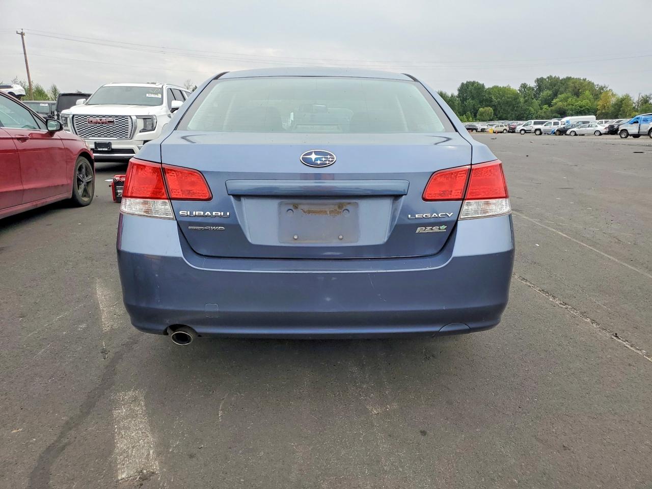 2013 Subaru Legacy 2.5i Premium Blue vin: 4S3BMBC61D3021775