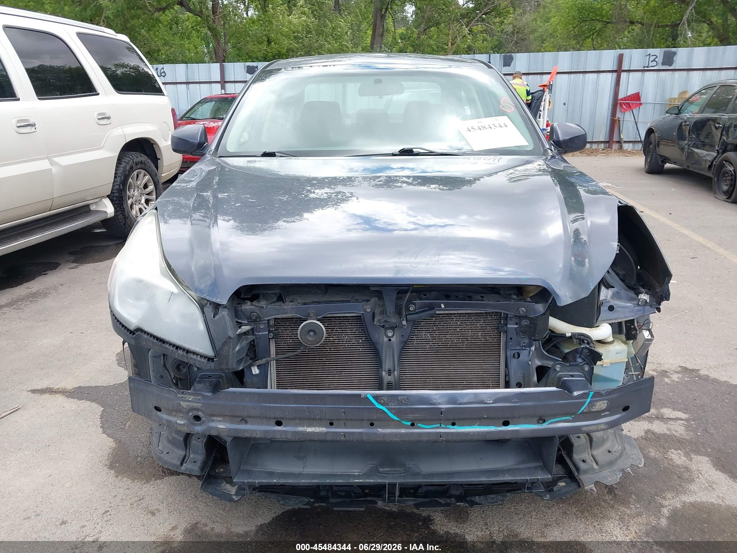 2014 Subaru Legacy 2.5i Premium Gray vin: 4S3BMBC61E3034527