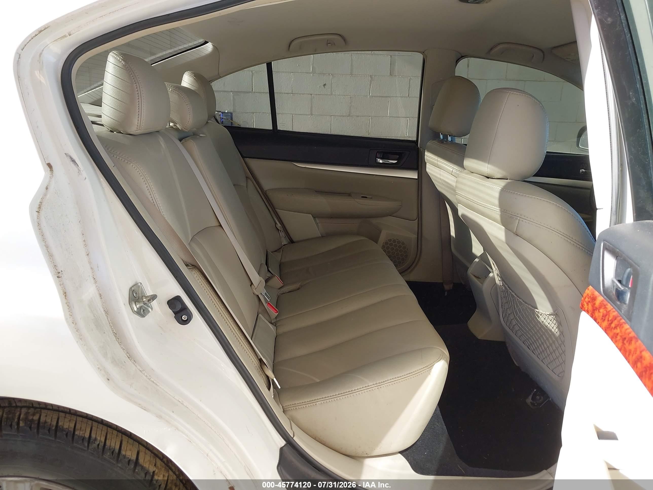 2011 Subaru Legacy 2.5i Premium White vin: 4S3BMBC62B3212537