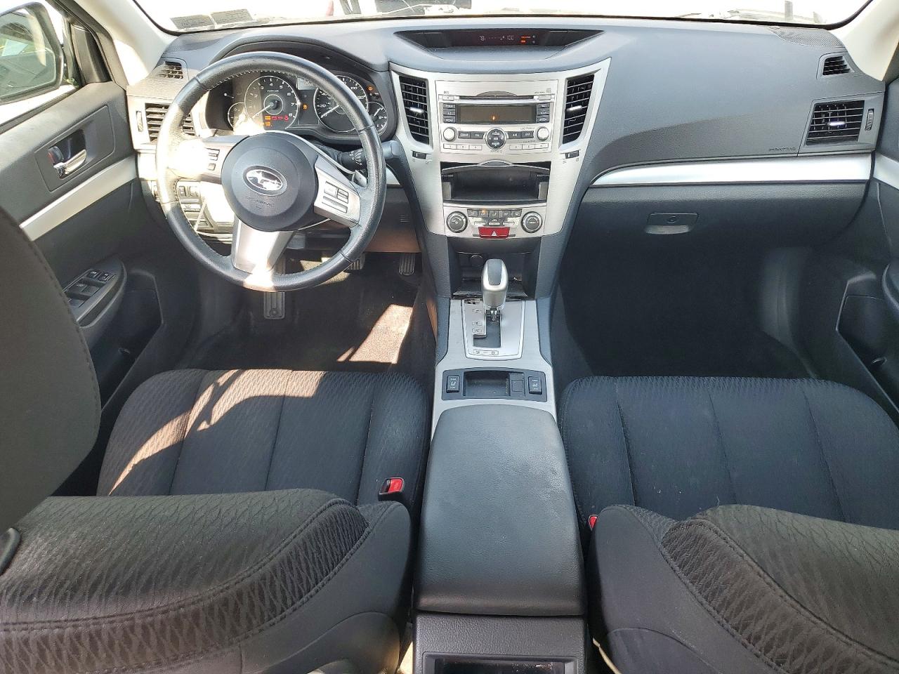 2011 Subaru Legacy 2.5i Premium Silver vin: 4S3BMBC62B3219178