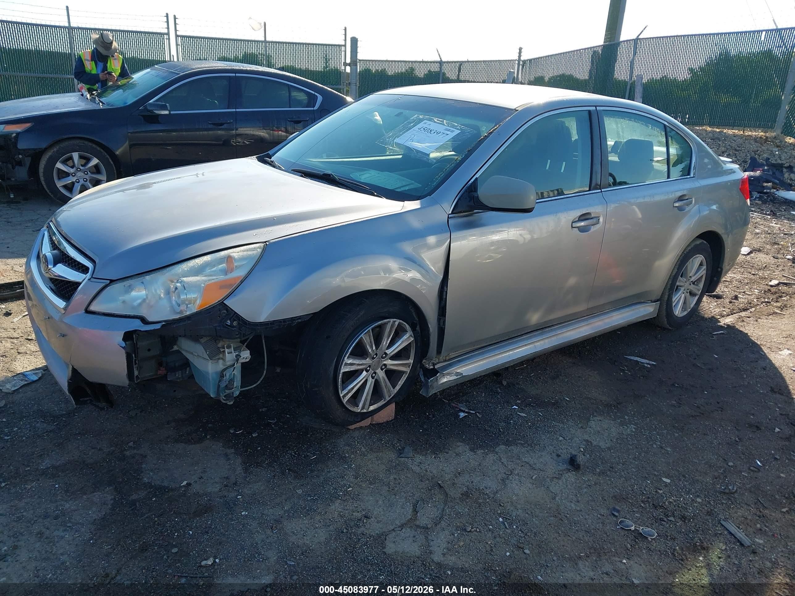 2011 Subaru Legacy 2.5i Premium Silver vin: 4S3BMBC62B3220993