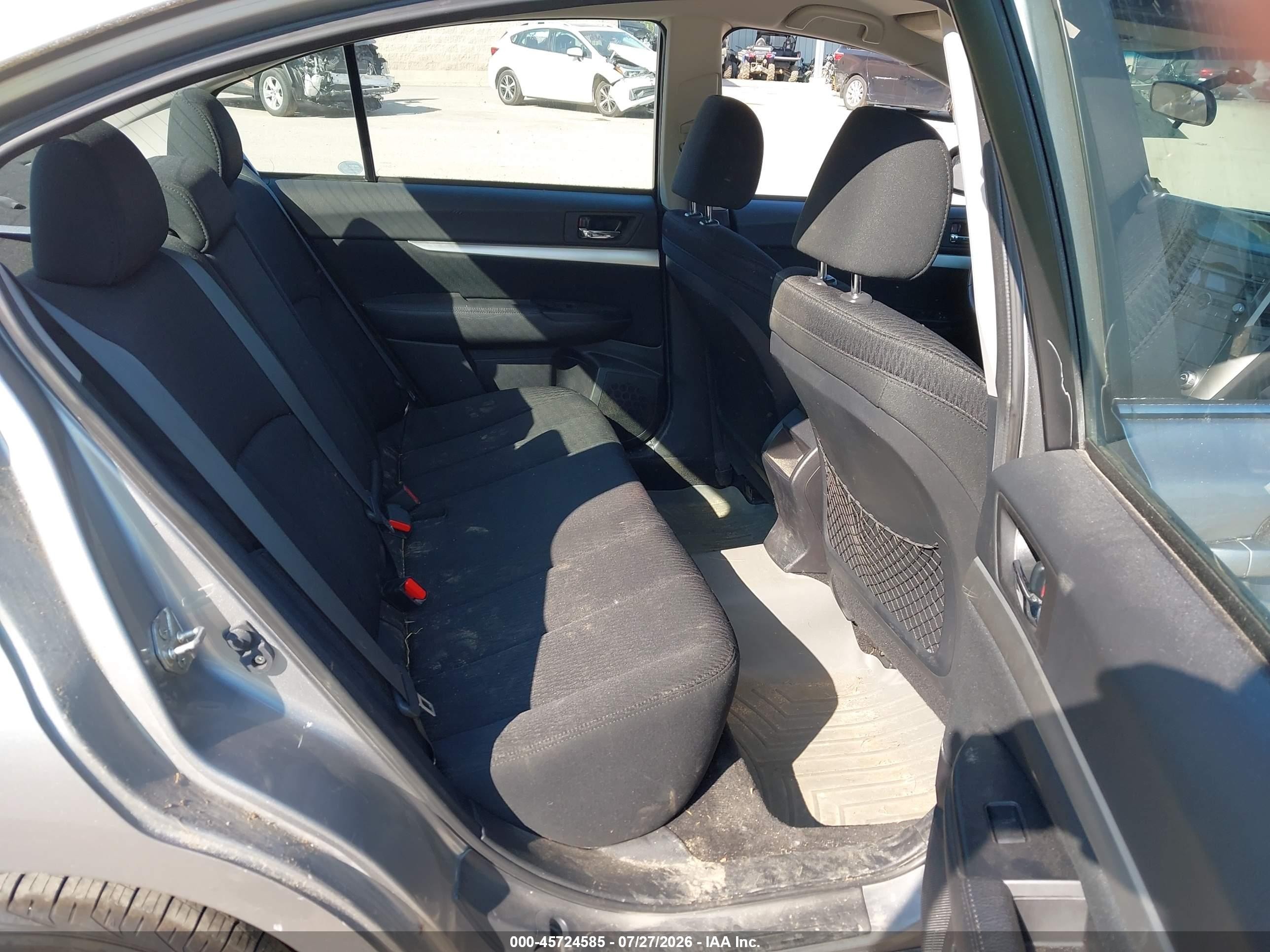 2011 Subaru Legacy 2.5i Premium Серебряный vin: 4S3BMBC62B3226020