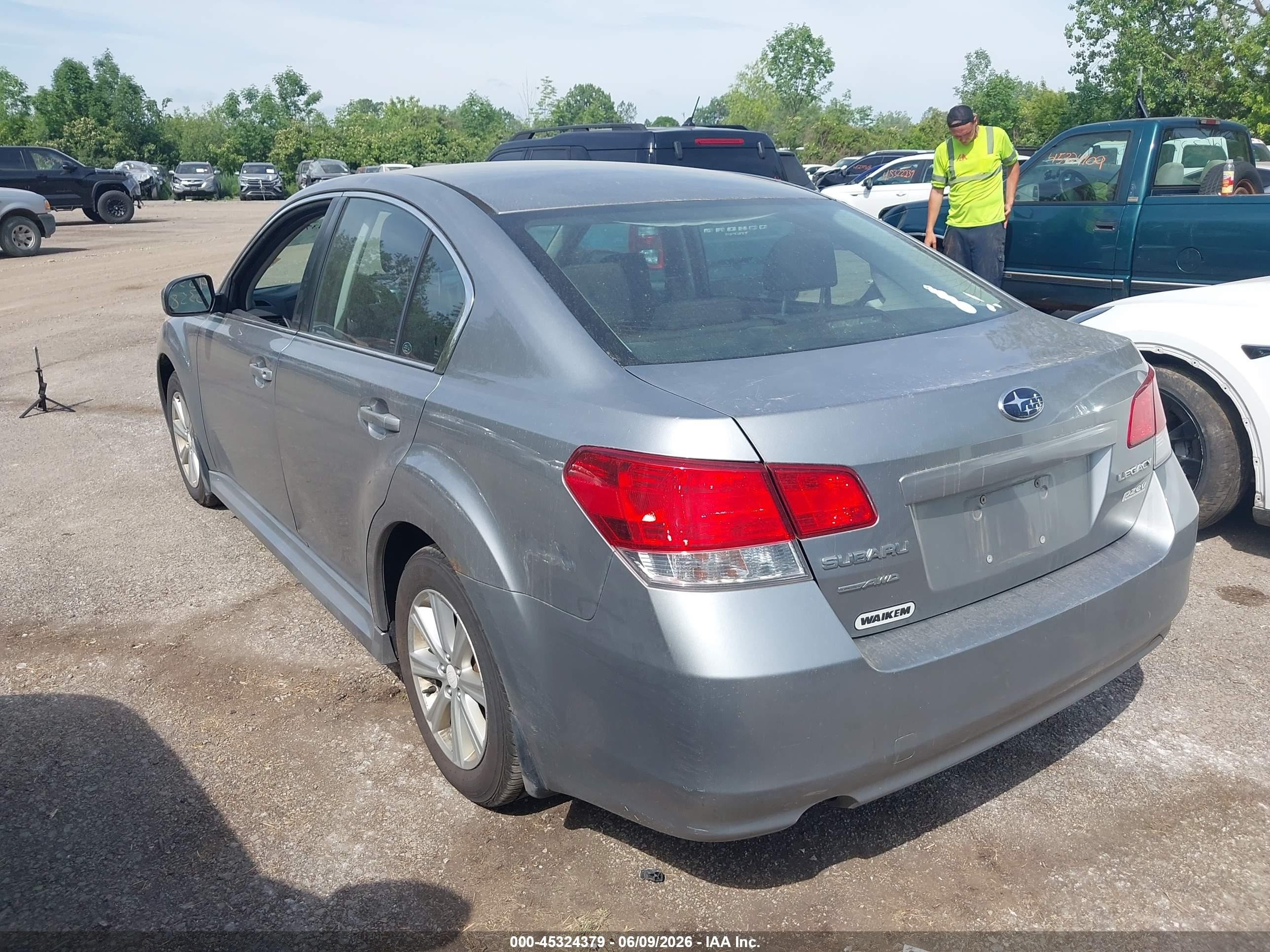2011 Subaru Legacy 2.5i Premium Серый vin: 4S3BMBC62B3226325