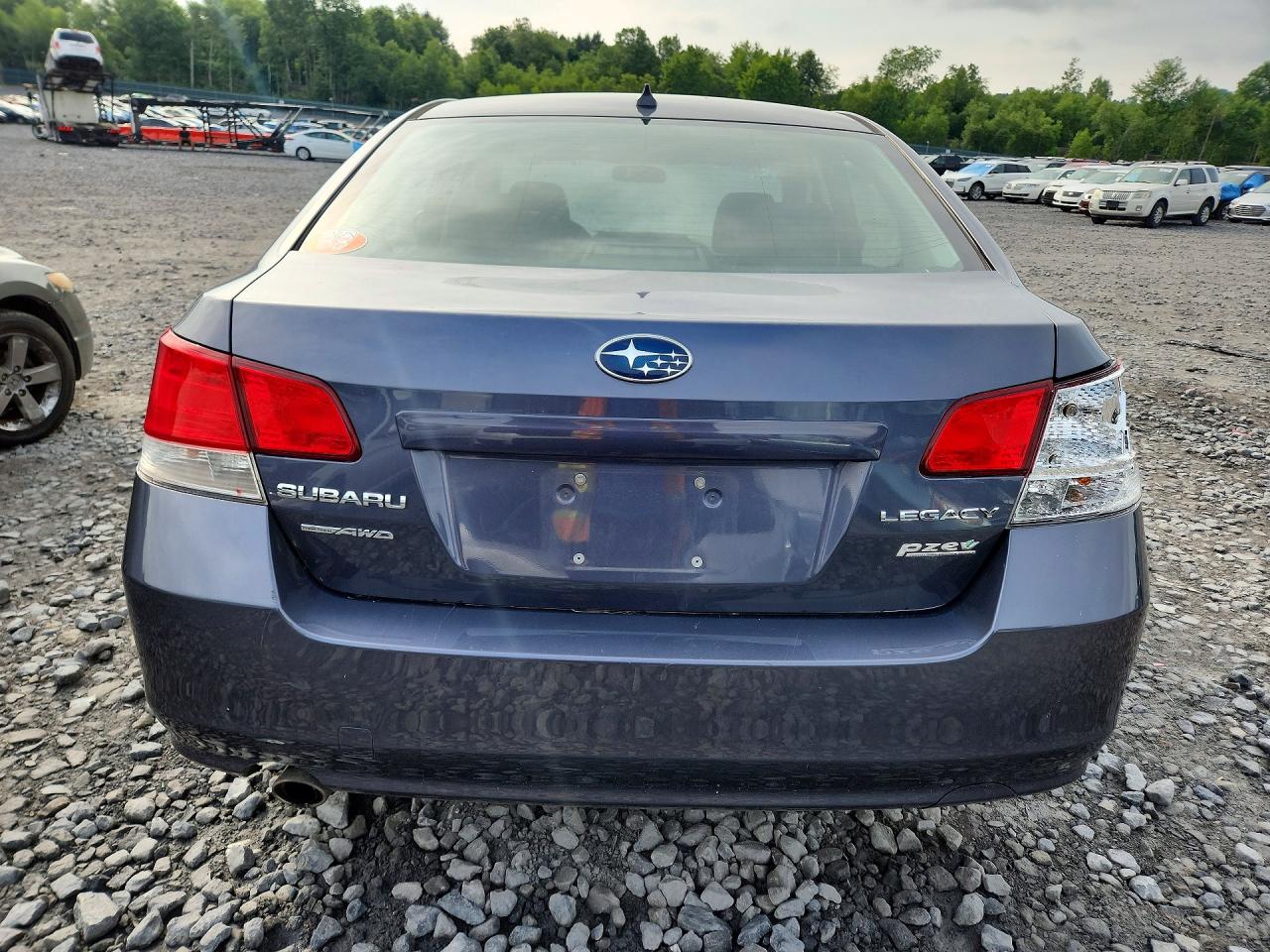 2014 Subaru Legacy 2.5i Premium Charcoal vin: 4S3BMBC62E3009393