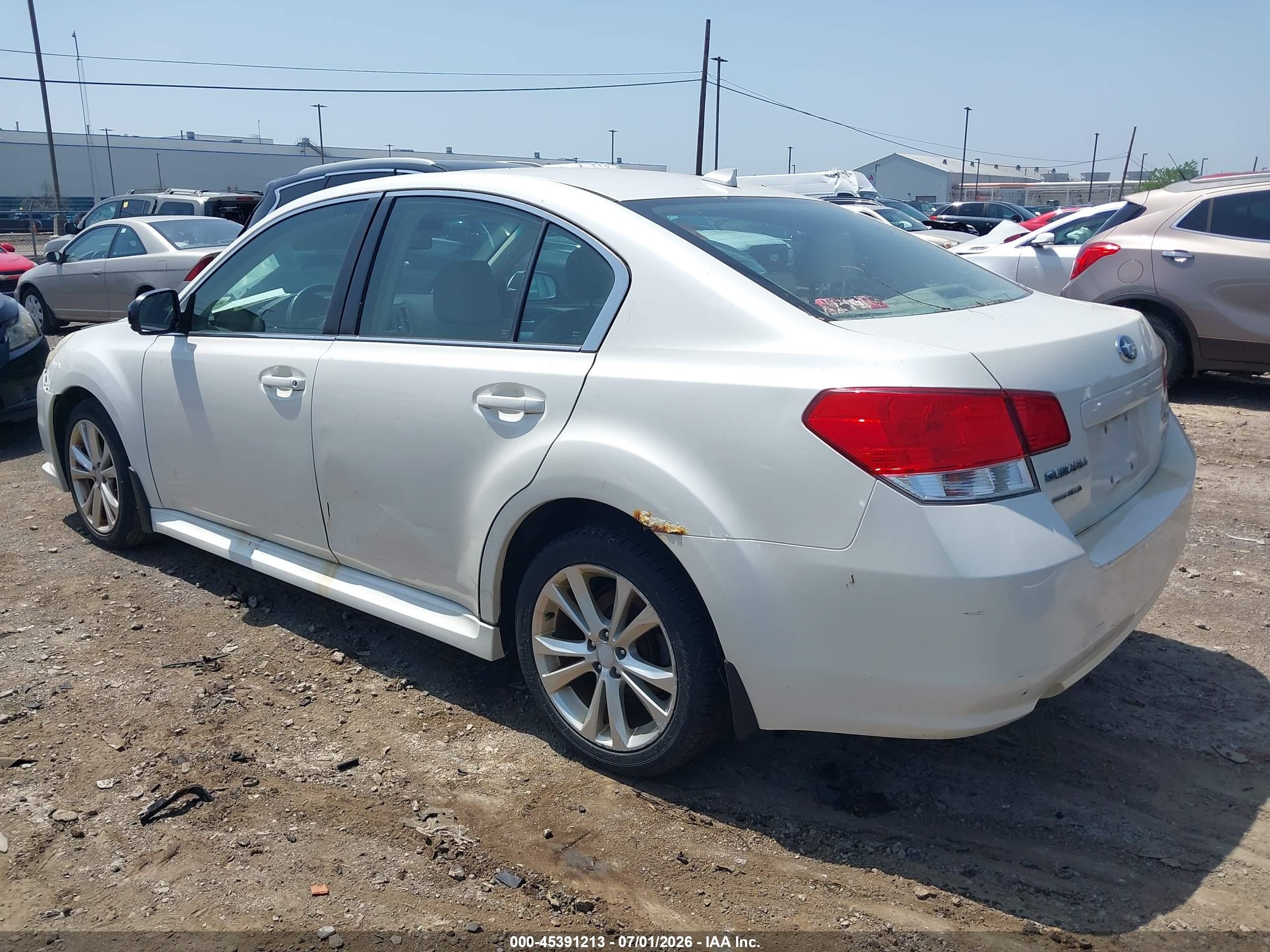 2014 Subaru Legacy 2.5i Premium White vin: 4S3BMBC62E3011497