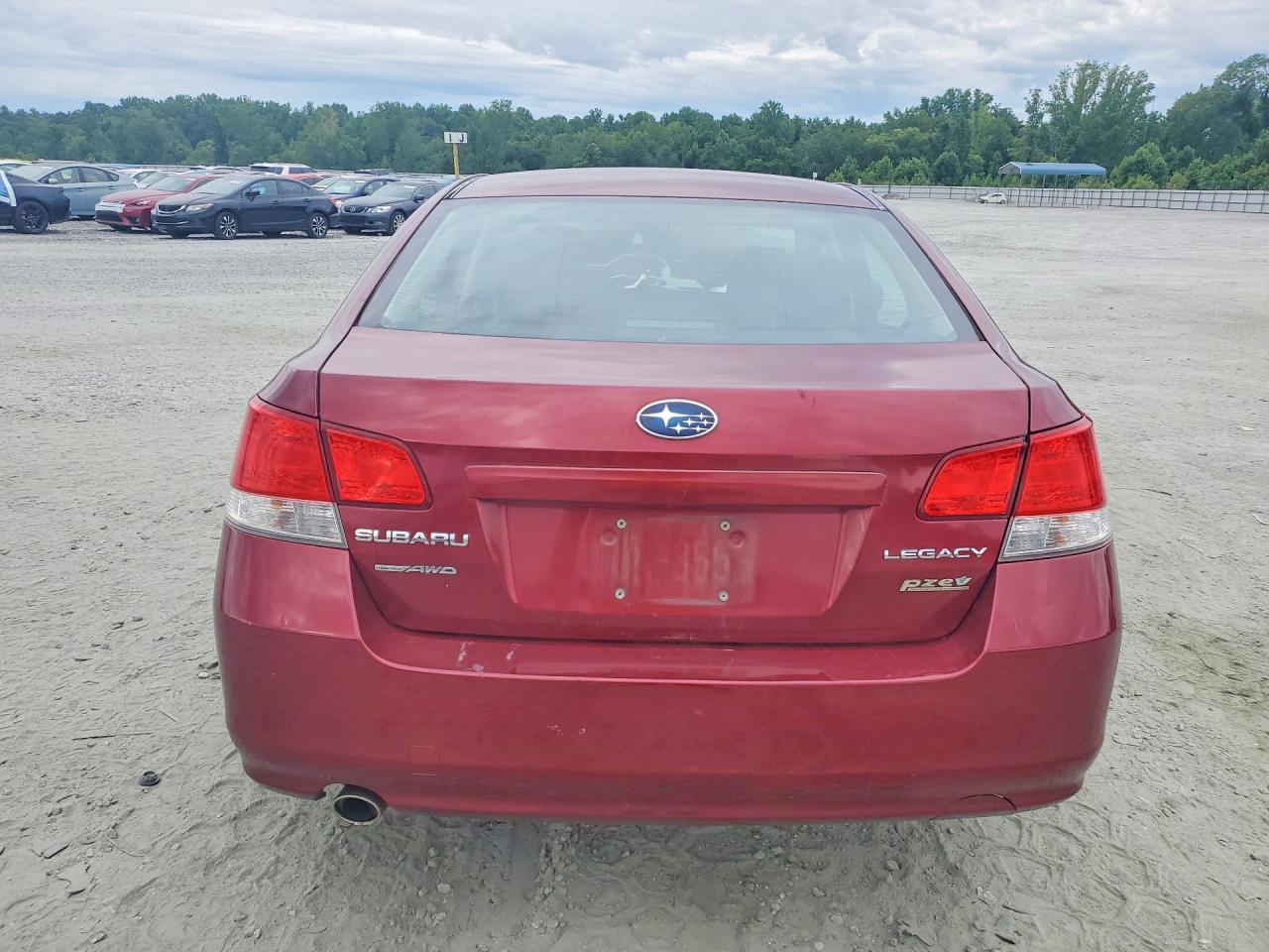 2010 Subaru Legacy 2.5i Premium Burgundy vin: 4S3BMBC63A3234609