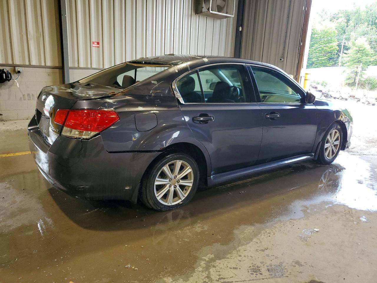 2011 Subaru Legacy 2.5i Premium Серый vin: 4S3BMBC63B3229380