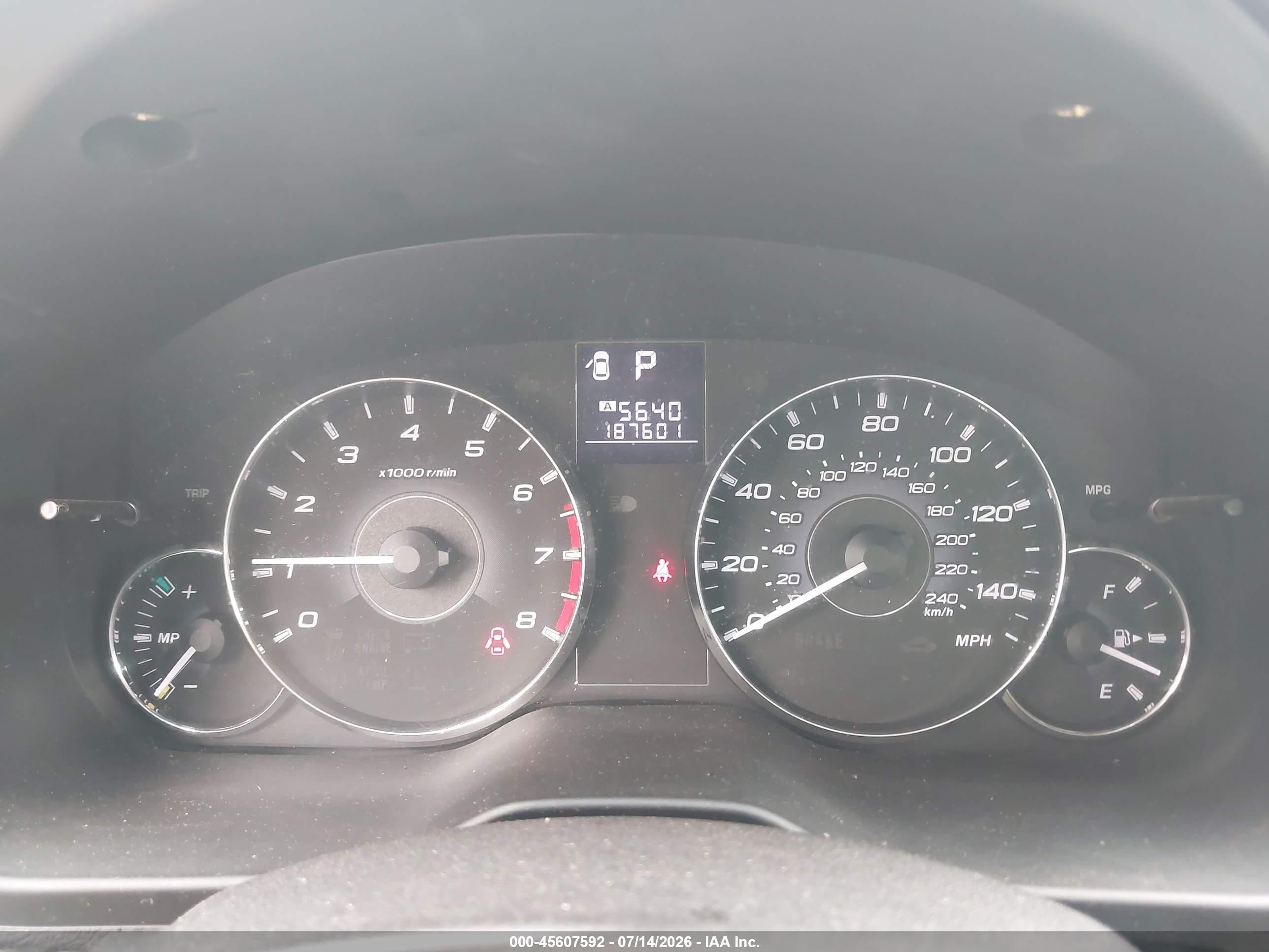 2011 Subaru Legacy 2.5i Premium Silver vin: 4S3BMBC63B3245577